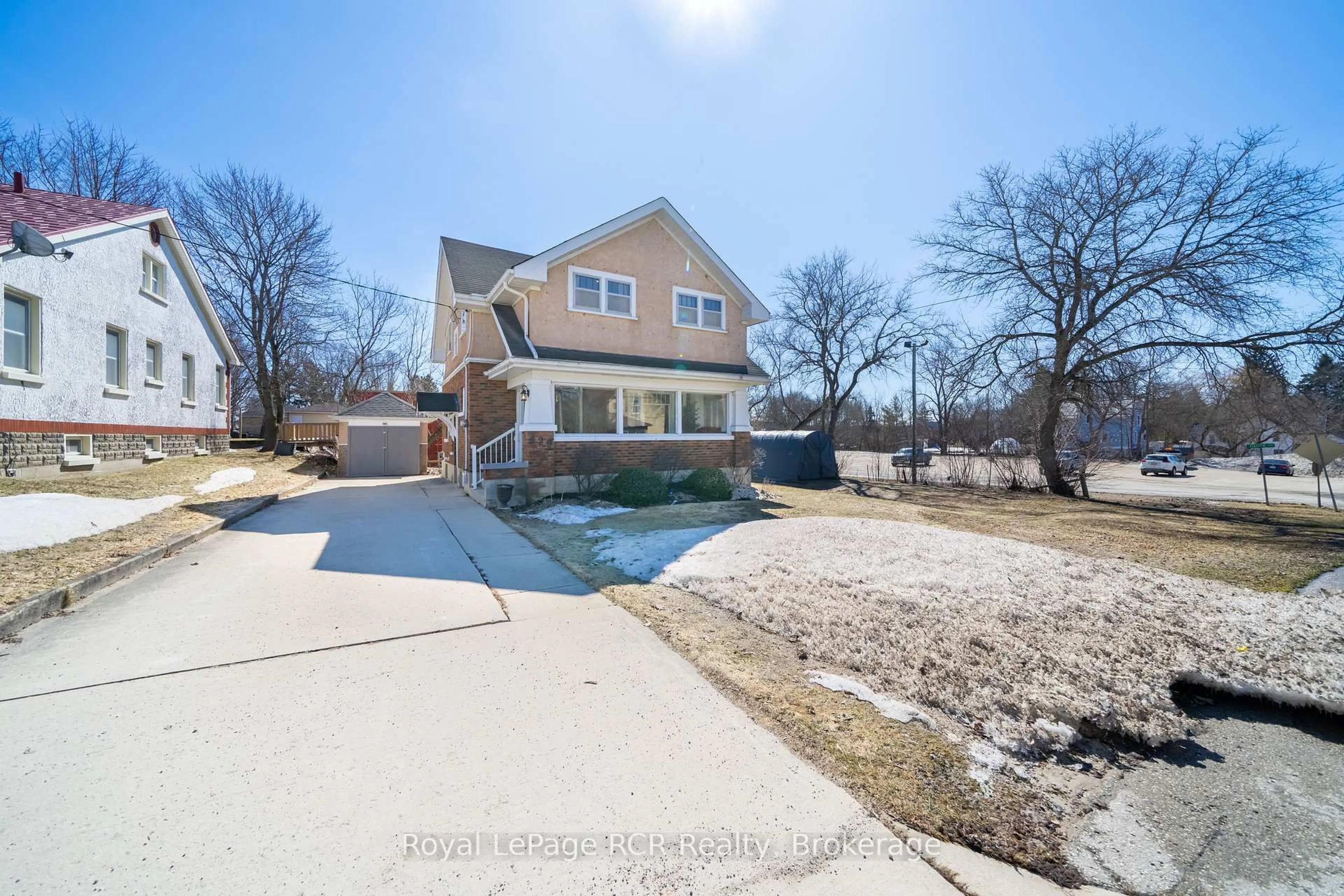 Unknown for 429 Lambton St, West Grey Ontario N0G 1R0