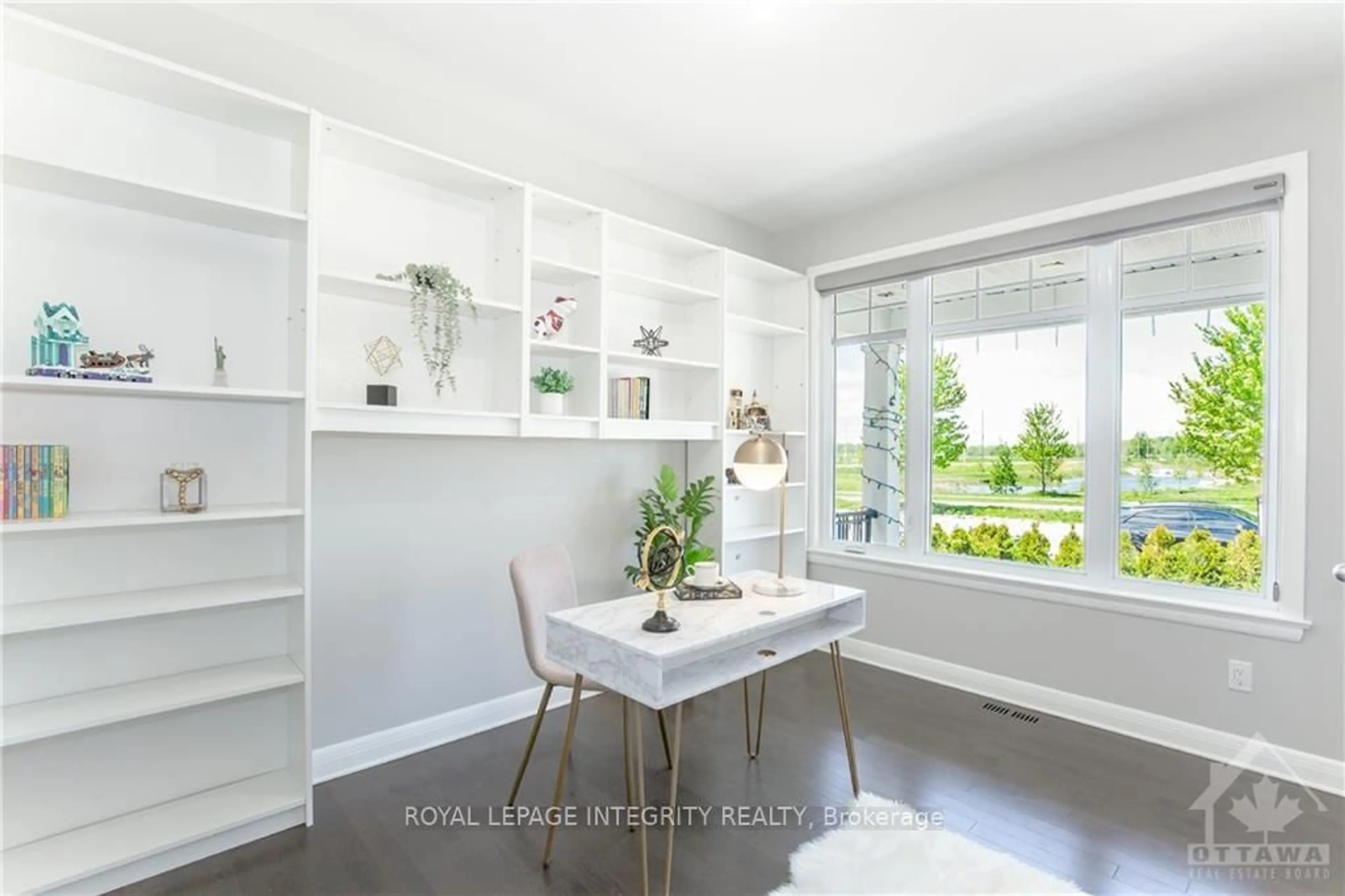 A pic of a room for 396 HUNTSVILLE Dr, Ottawa Ontario K2T 0H6