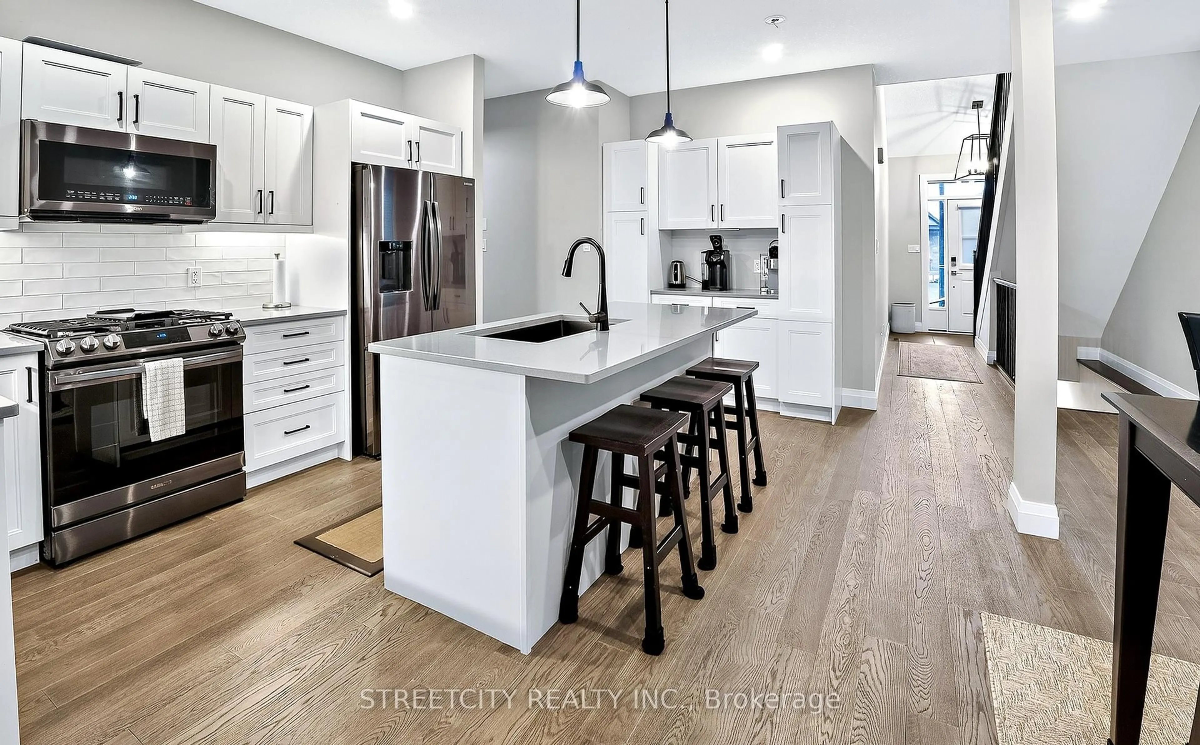 Open concept kitchen, unknown for 56 Compress Tr, Central Elgin Ontario L5G 4T8