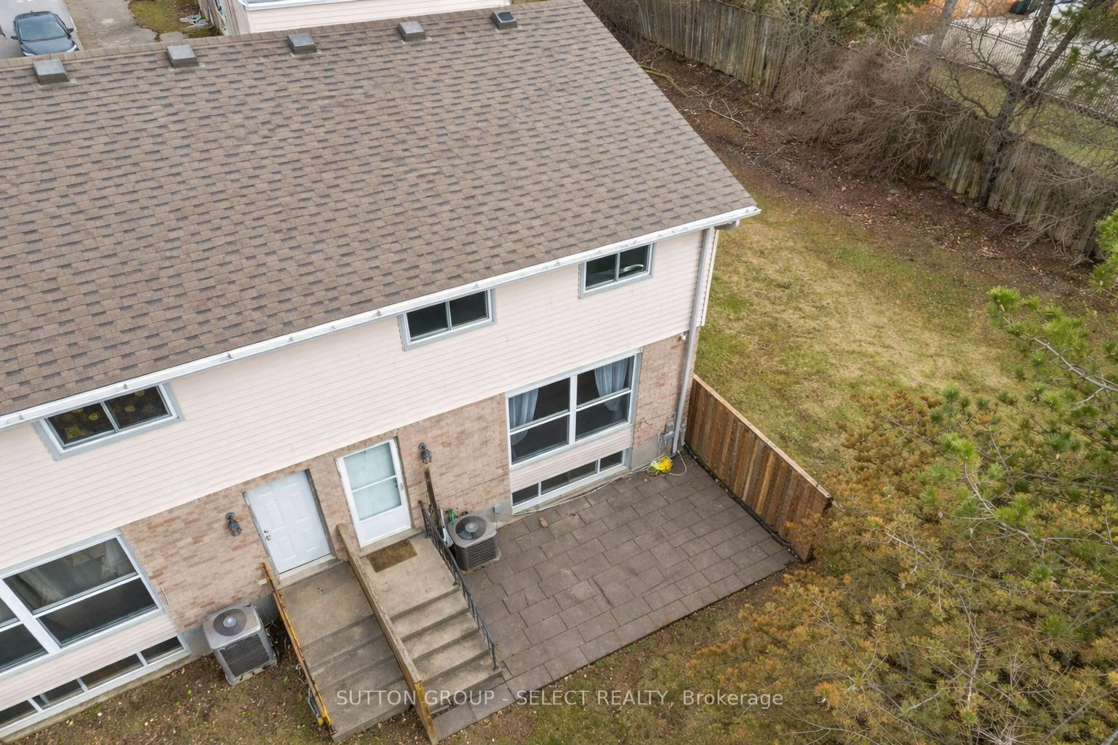 A pic from outside/outdoor area/front of a property/back of a property/a pic from drone, unknown for 757 Wharncliffe Rd #27, London South Ontario N6J 2N7