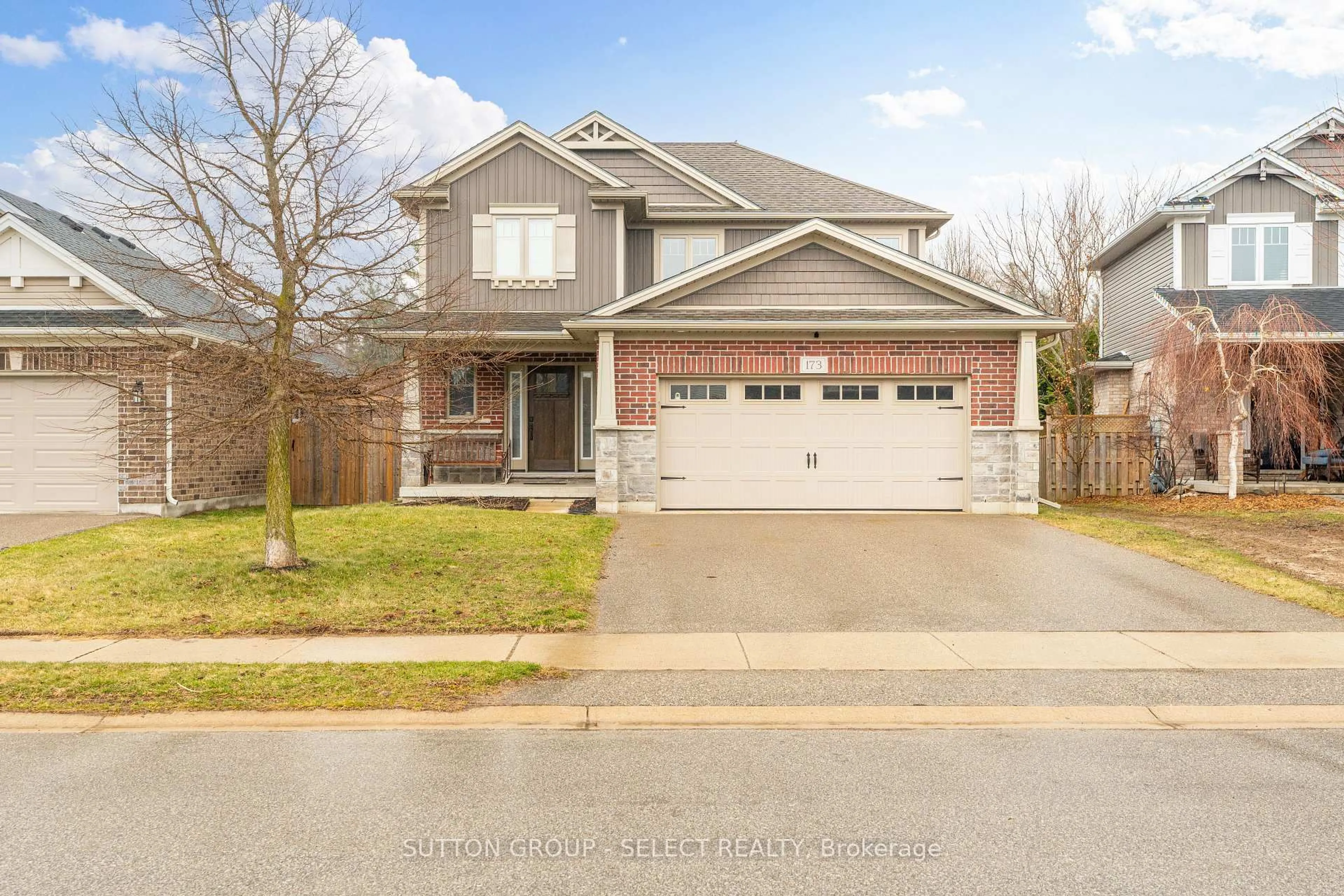 Home with brick exterior material, street for 173 Tarry Pkwy, Aylmer Ontario N5H 3E1