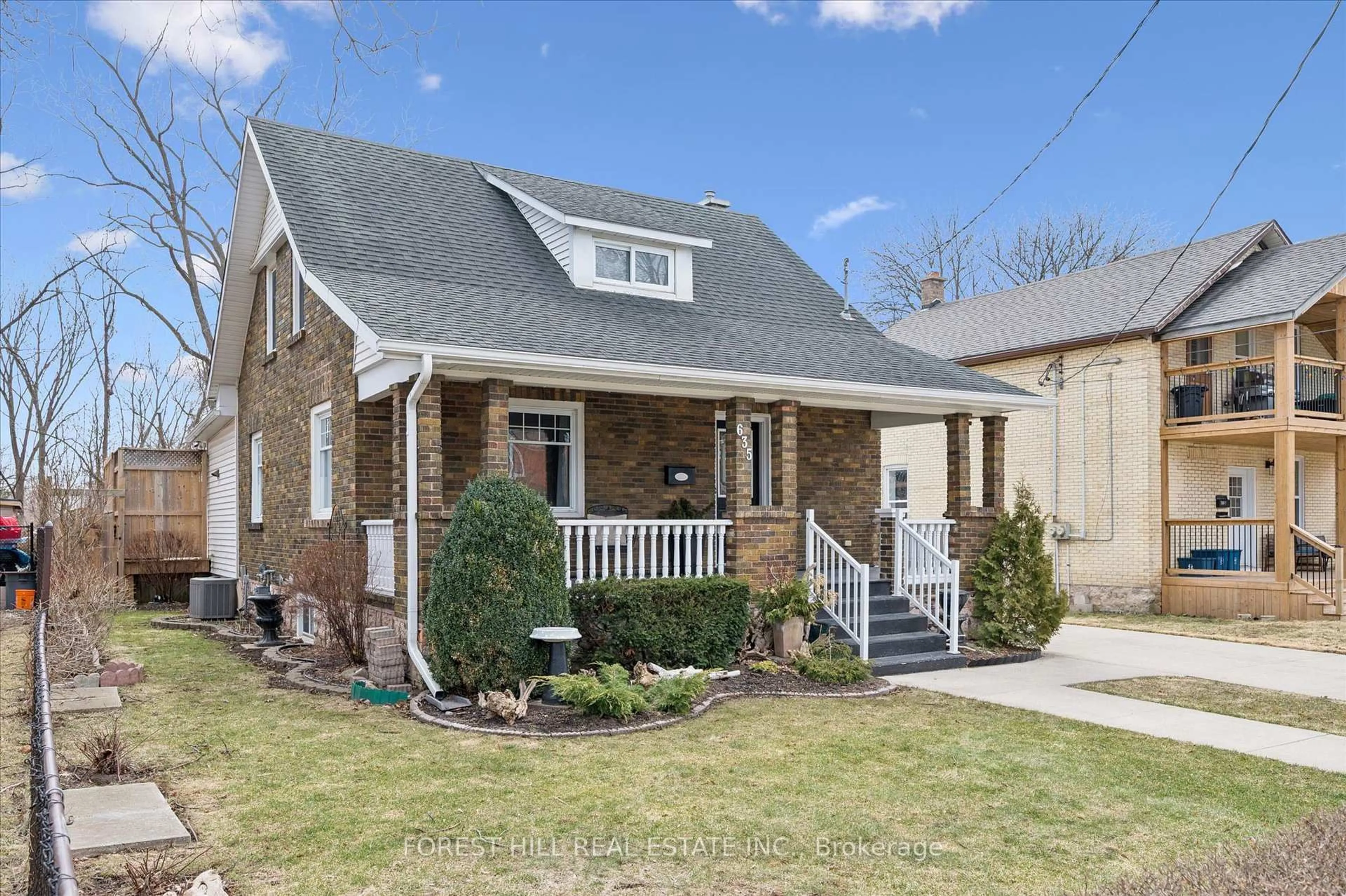 Home with brick exterior material, street for 635 Lawrence St, Cambridge Ontario N3H 2M8