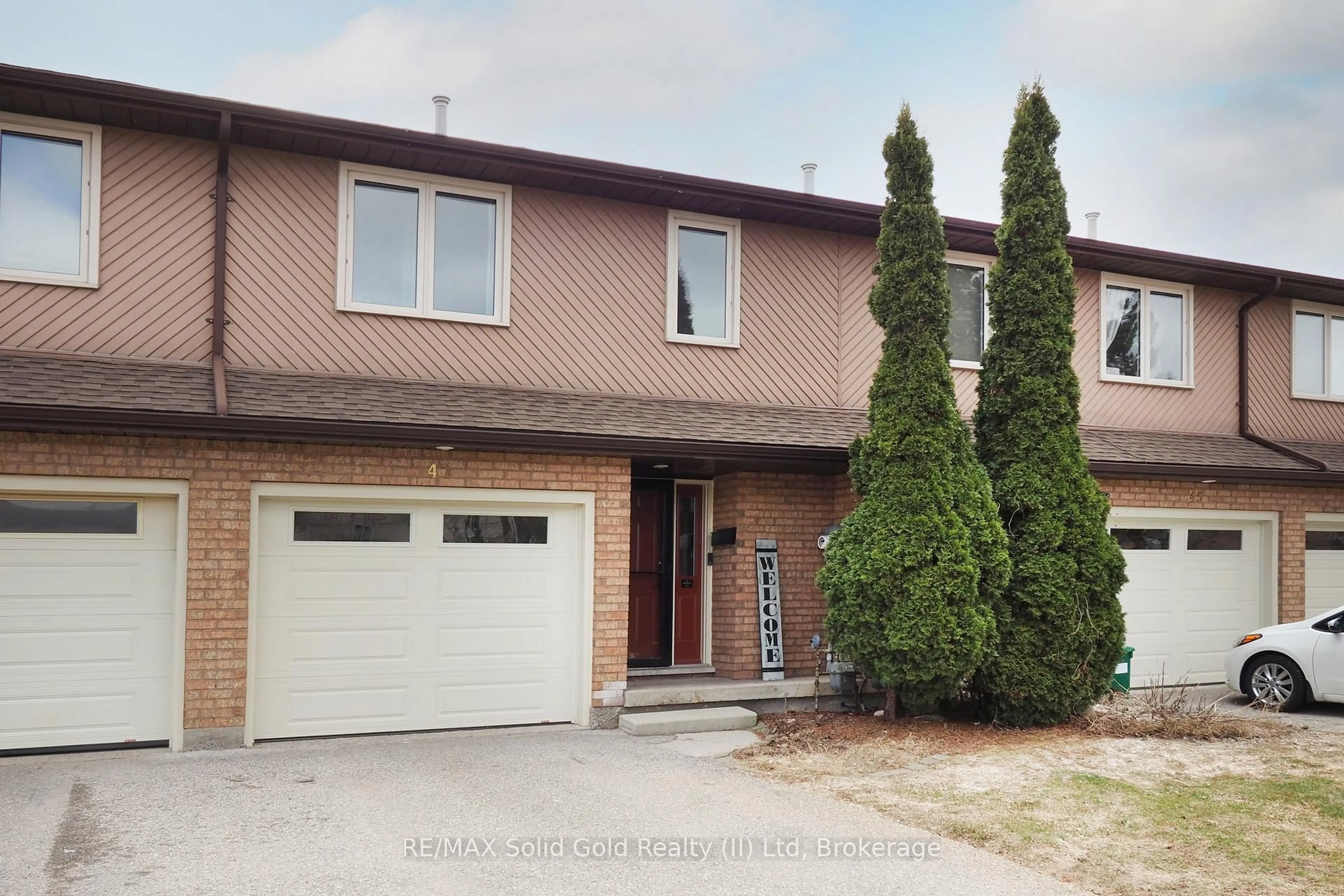 Home with brick exterior material, street for 47 Hiawatha Rd, Woodstock Ontario N4T 1H8