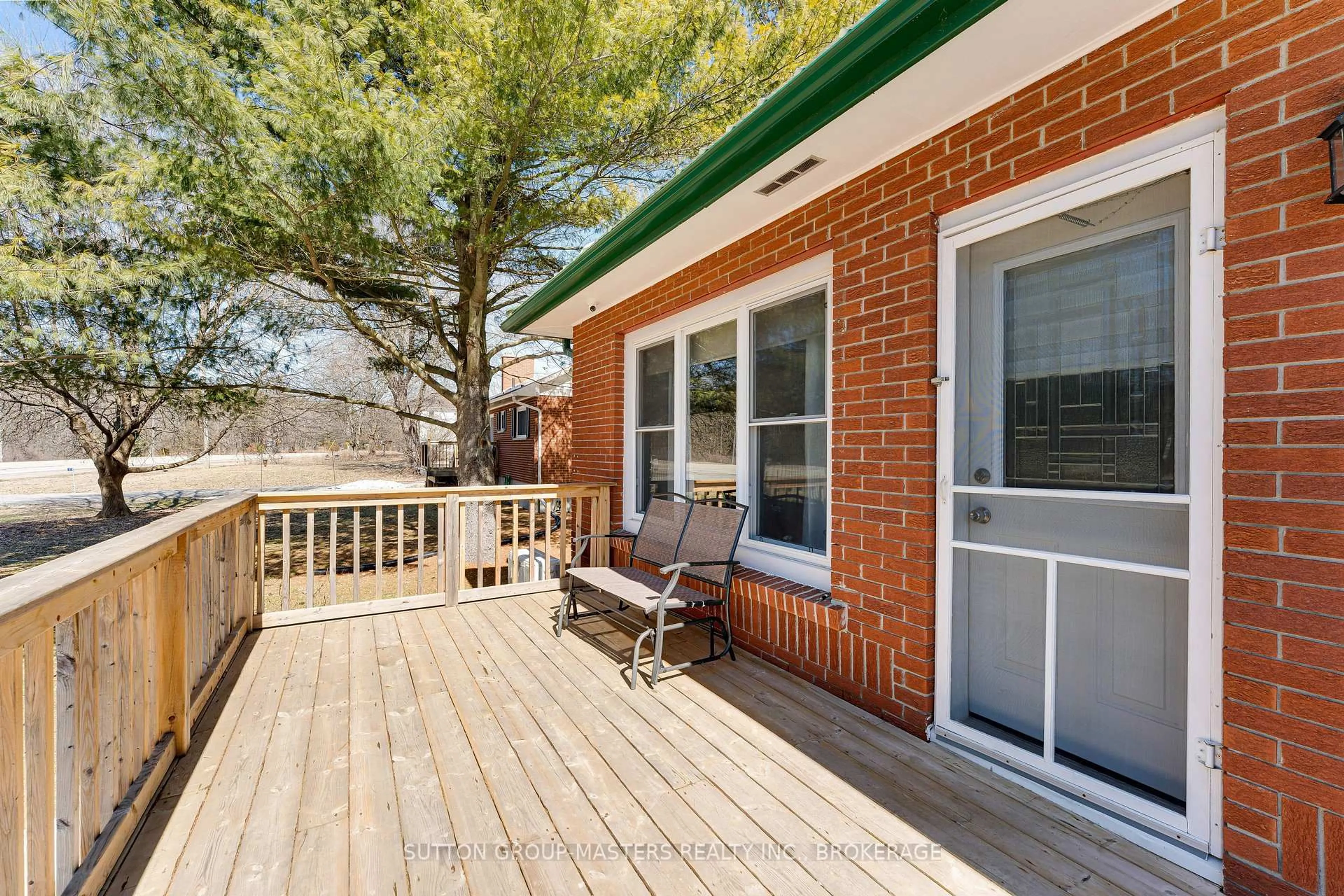 Patio, unknown for 469 Lyndhurst Rd, Leeds and the Thousand Islands Ontario K0E 1N0