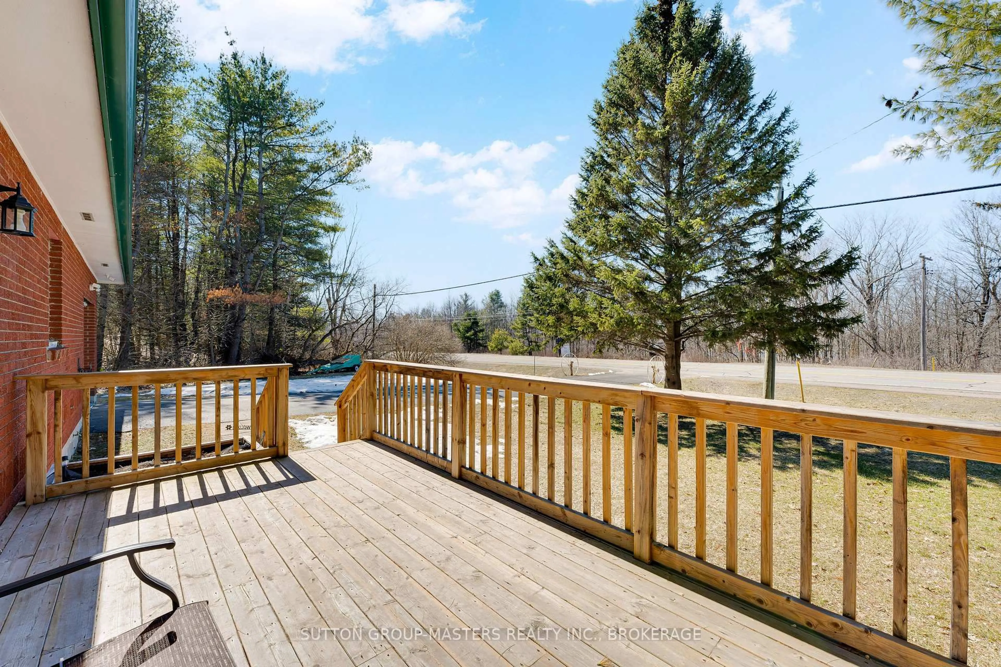 Patio, water/lake/river/ocean view for 469 Lyndhurst Rd, Leeds and the Thousand Islands Ontario K0E 1N0