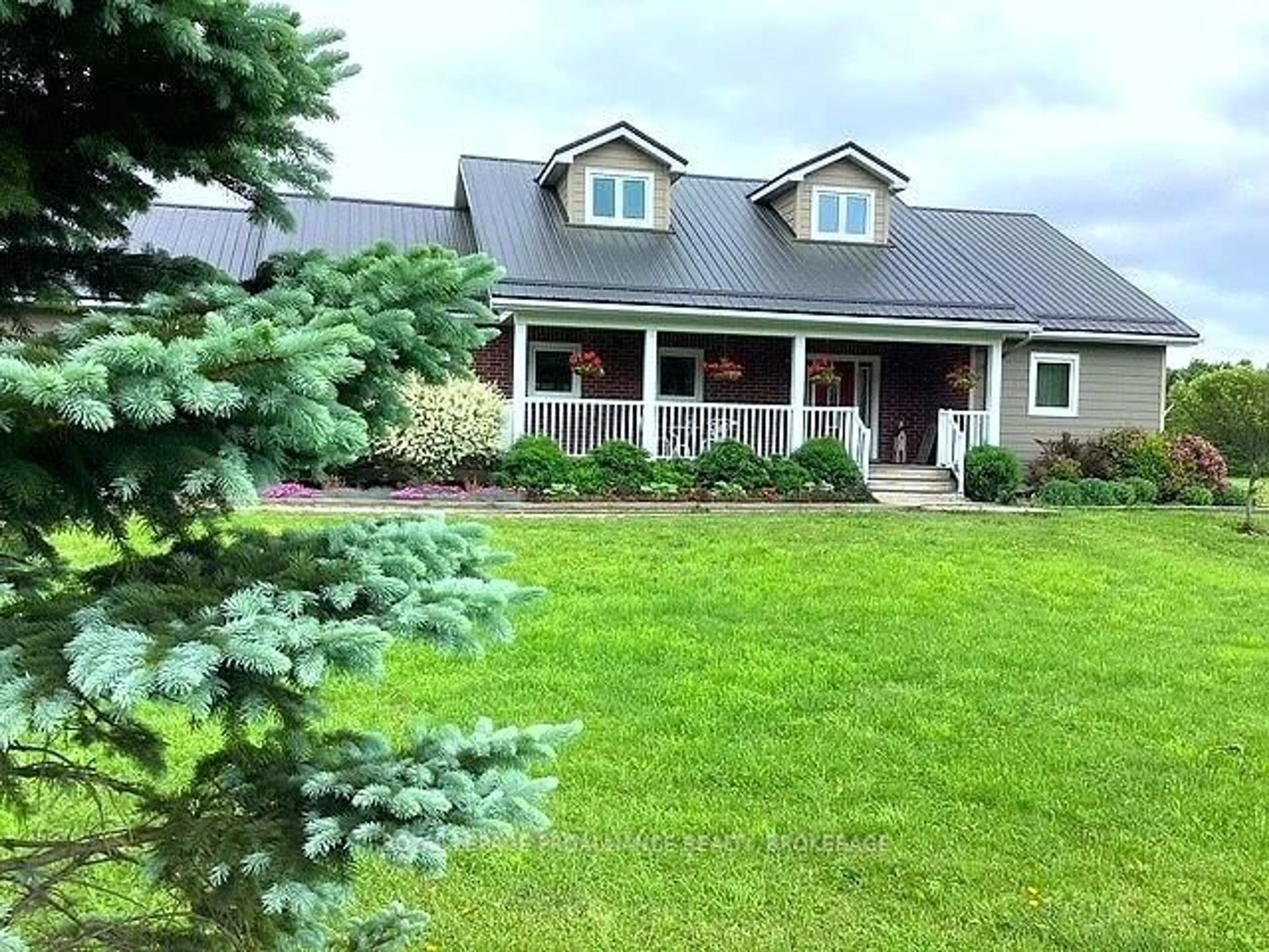 A pic from outside/outdoor area/front of a property/back of a property/a pic from drone, mountain view for 303 Escott Rockport Rd, Leeds and the Thousand Islands Ontario K0E 1R0