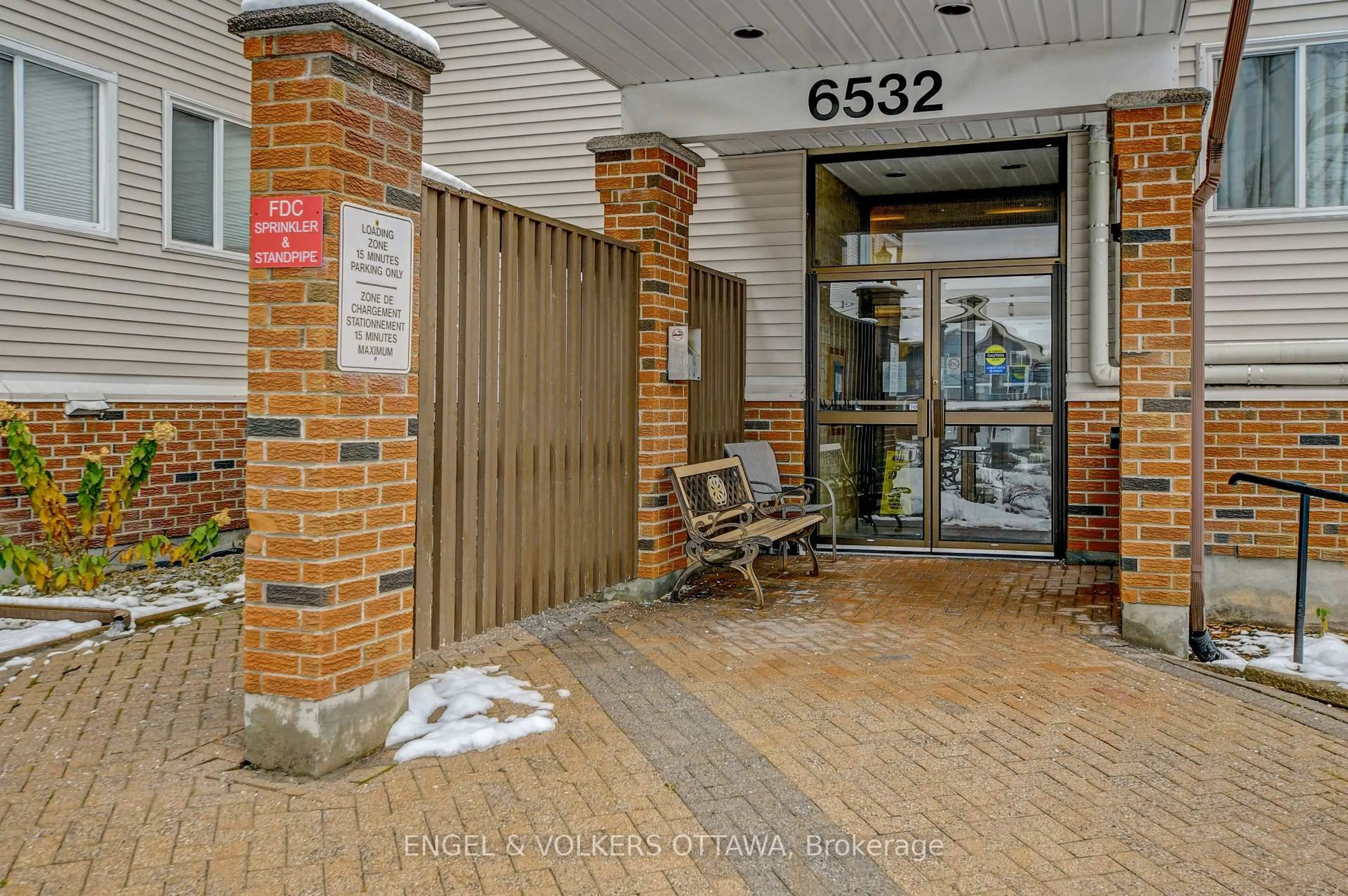 Unknown for 6532 Bilberry Dr #112, Ottawa Ontario K1C 4N9