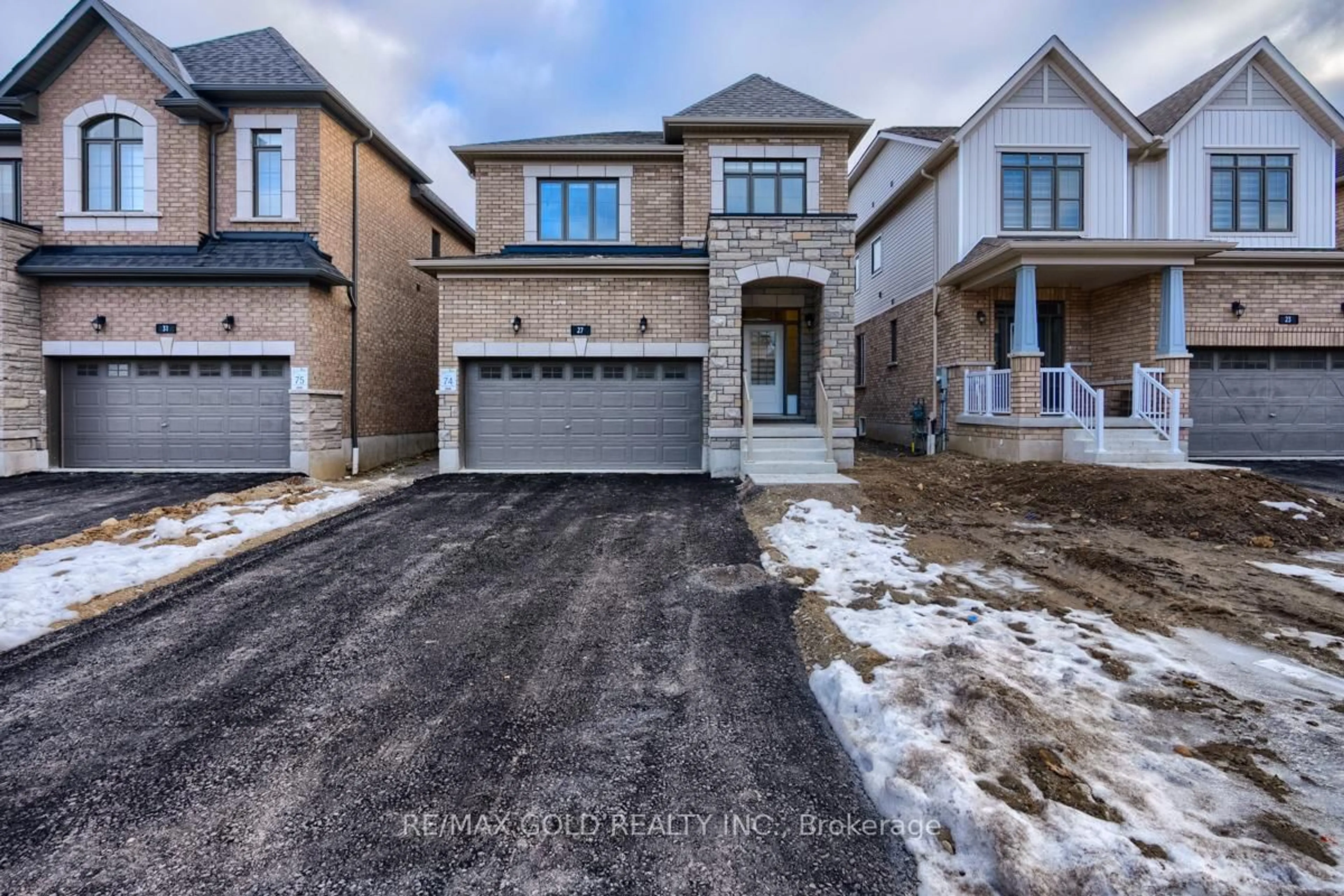 Home with brick exterior material, street for 27 Garland Ave, Cambridge Ontario N1T 0E7