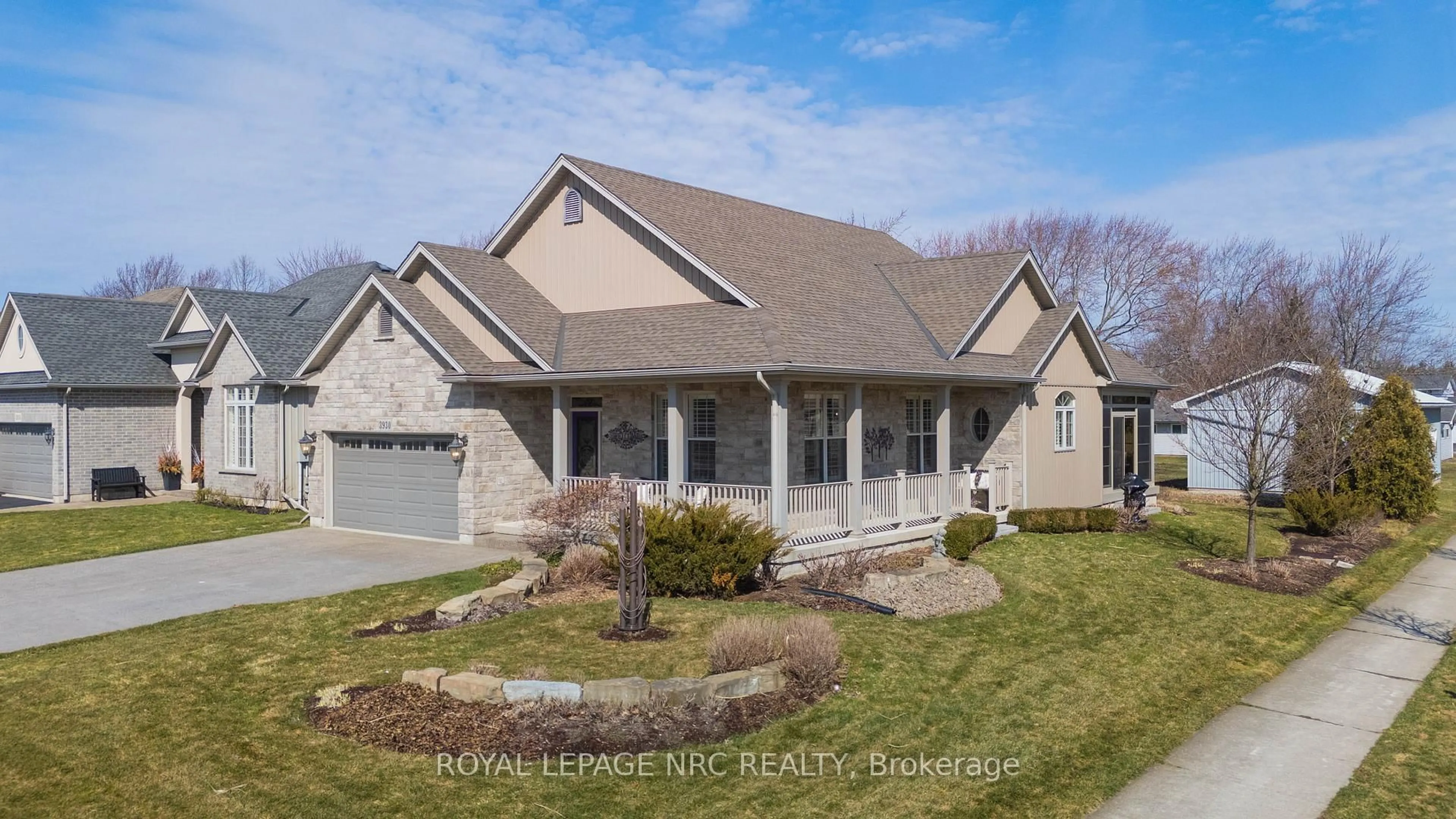 Home with vinyl exterior material, street for 3930 Village Creek Dr, Fort Erie Ontario L0S 1S0