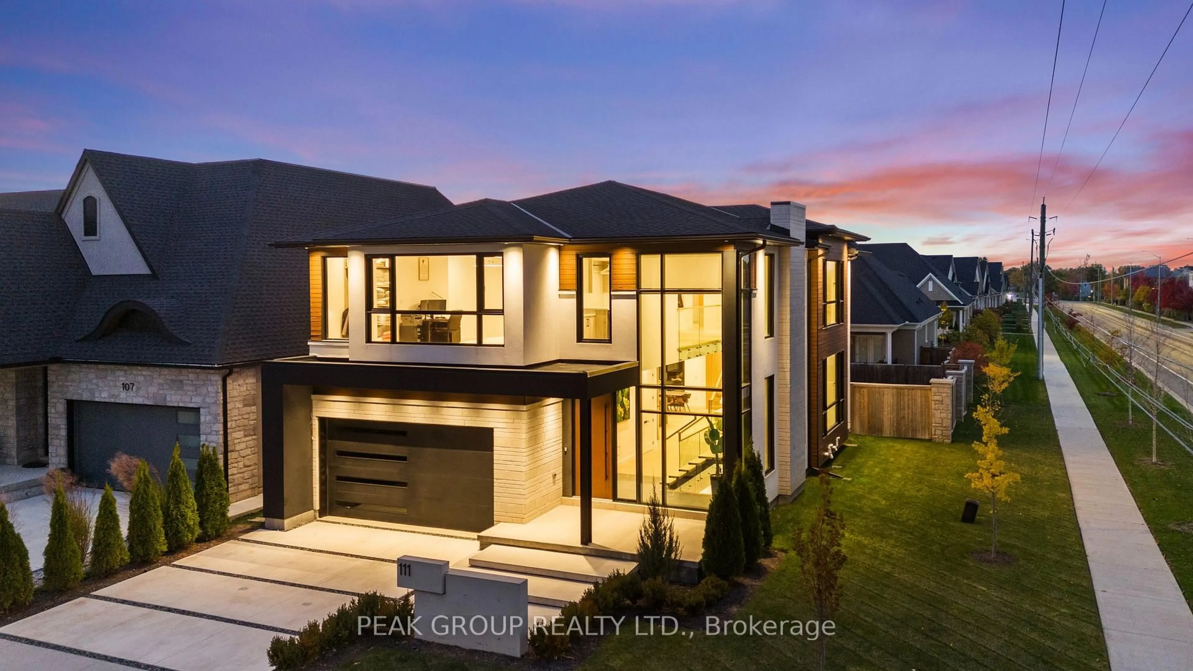 Home with brick exterior material, street for 111 Millpond Rd, Niagara-on-the-Lake Ontario L0S 1J1