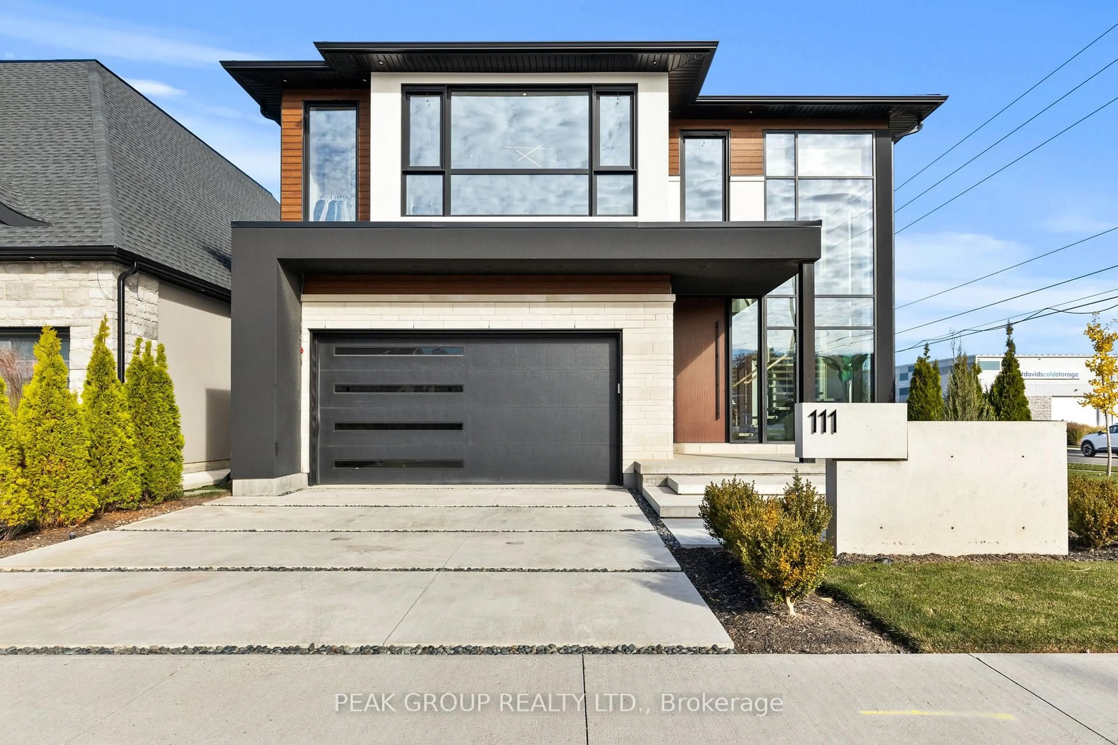 Home with brick exterior material, street for 111 Millpond Rd, Niagara-on-the-Lake Ontario L0S 1J1