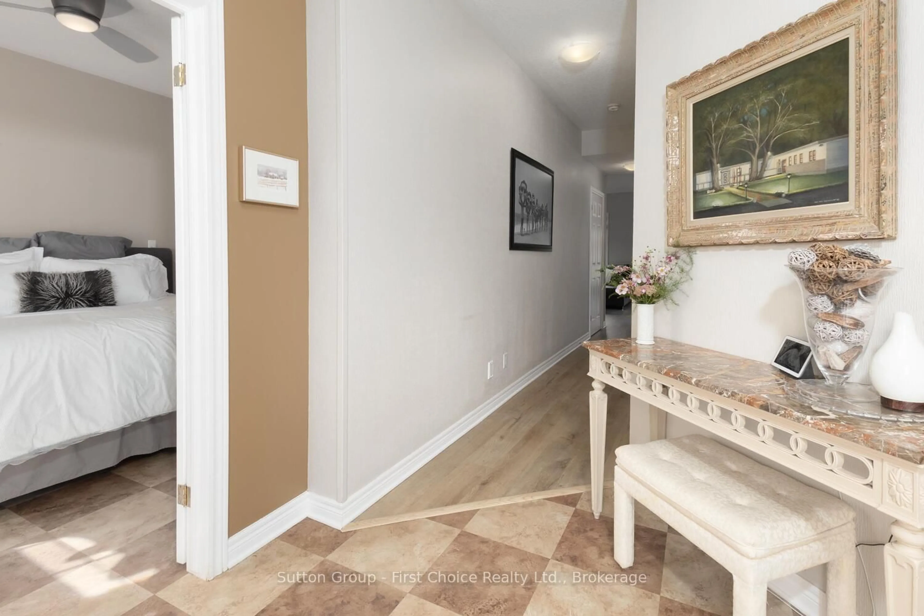 Indoor entryway for 338 Delamere Ave, Stratford Ontario N5A 5A4