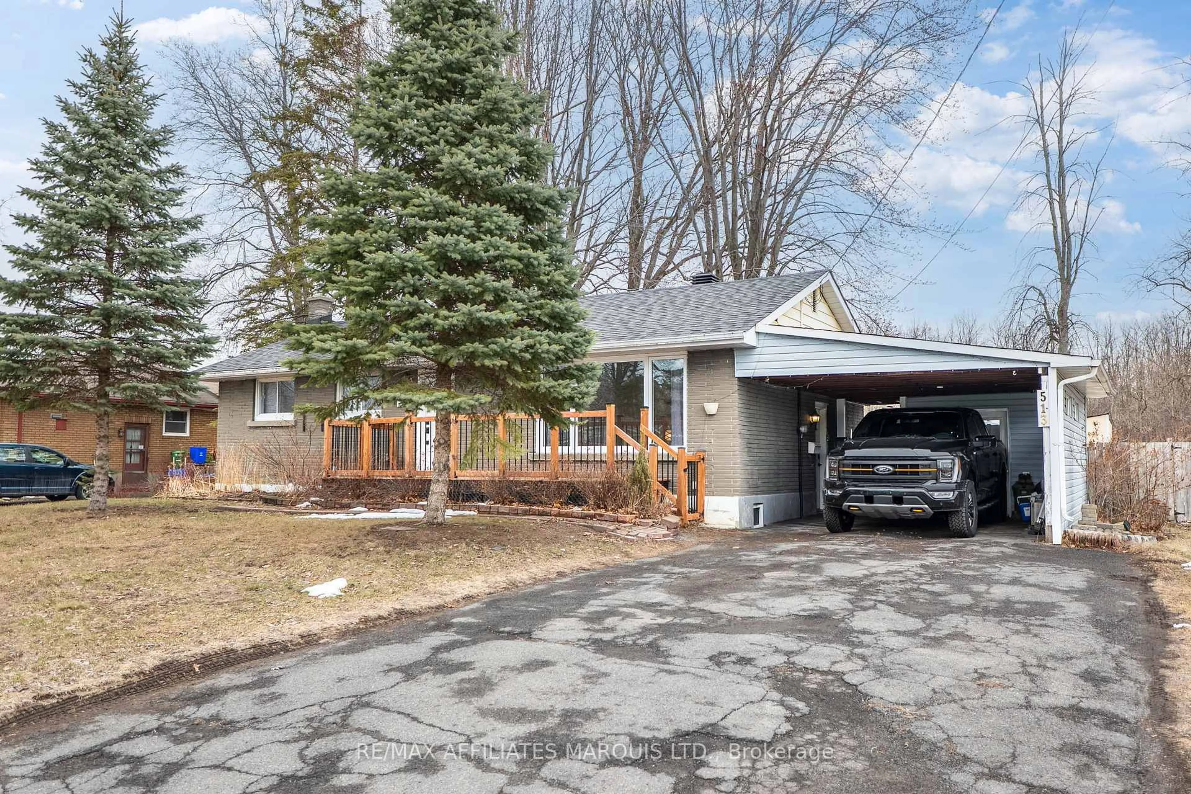 Unknown for 513 Joyce St, Cornwall Ontario K6J 1Y1