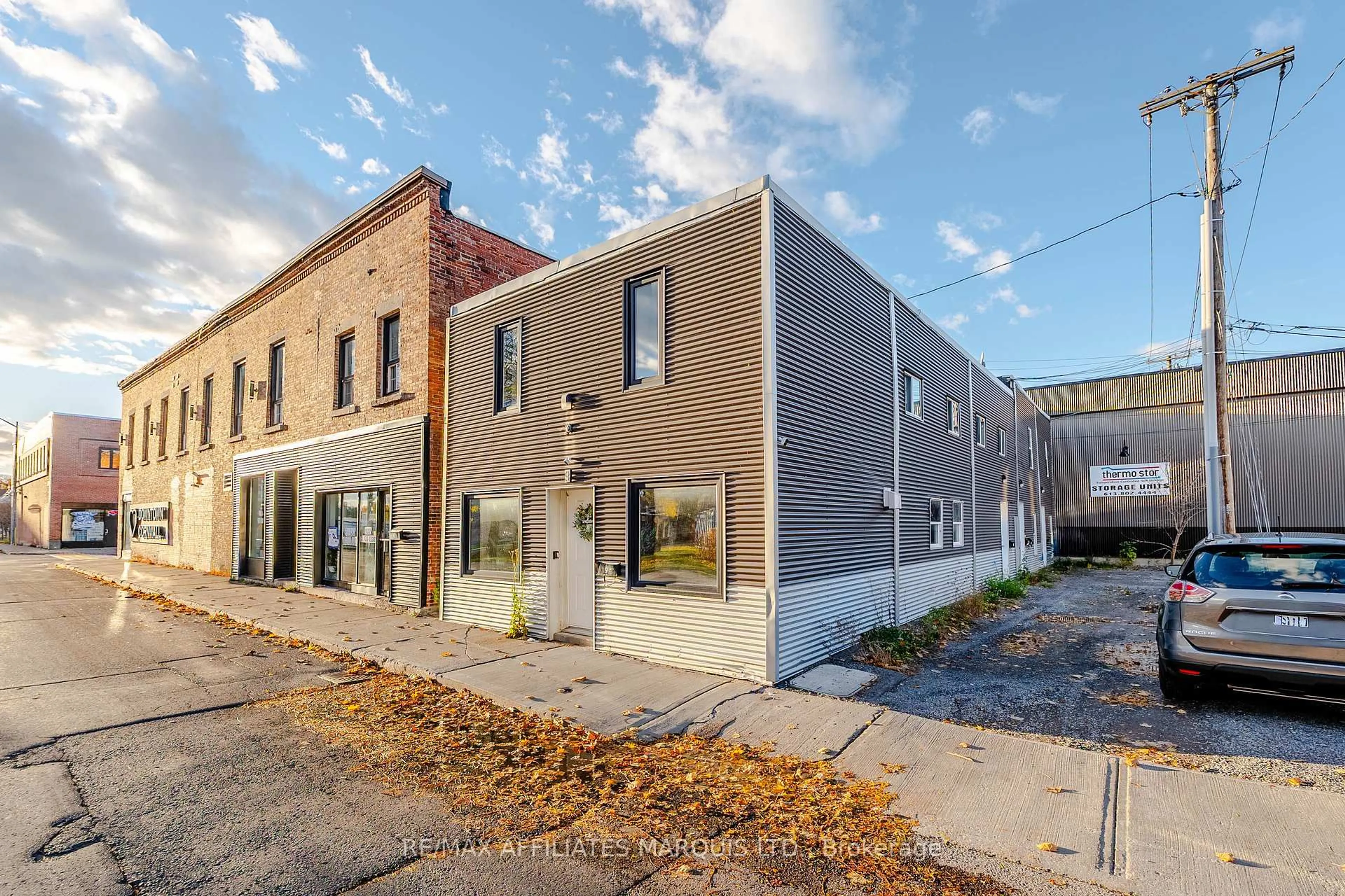 Unknown for 9 First St, Cornwall Ontario K6H 1K5