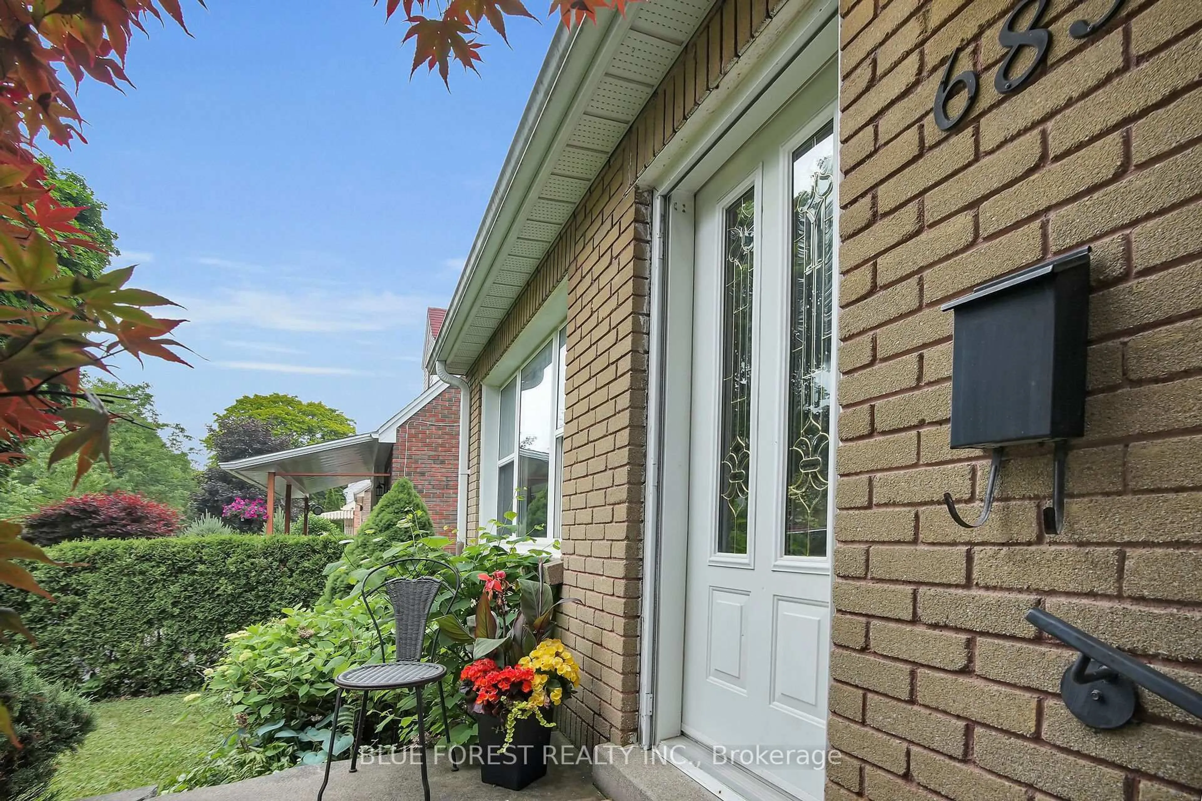 Home with brick exterior material, street for 685 Strathmeyer St, London East Ontario N5Y 3Z3