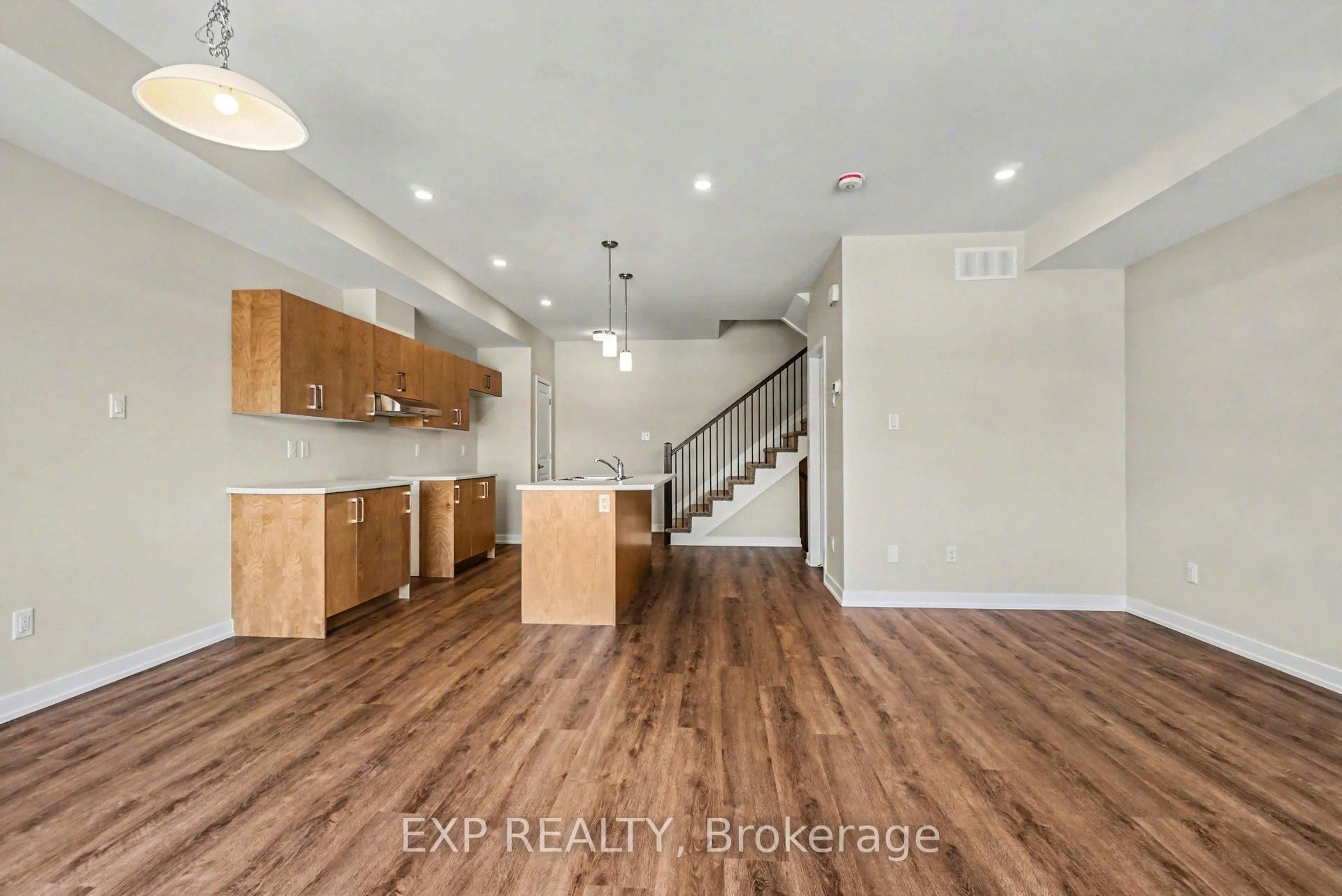 Open concept kitchen, unknown for 259 Craig Duncan Terr, Ottawa Ontario K2C 3C7