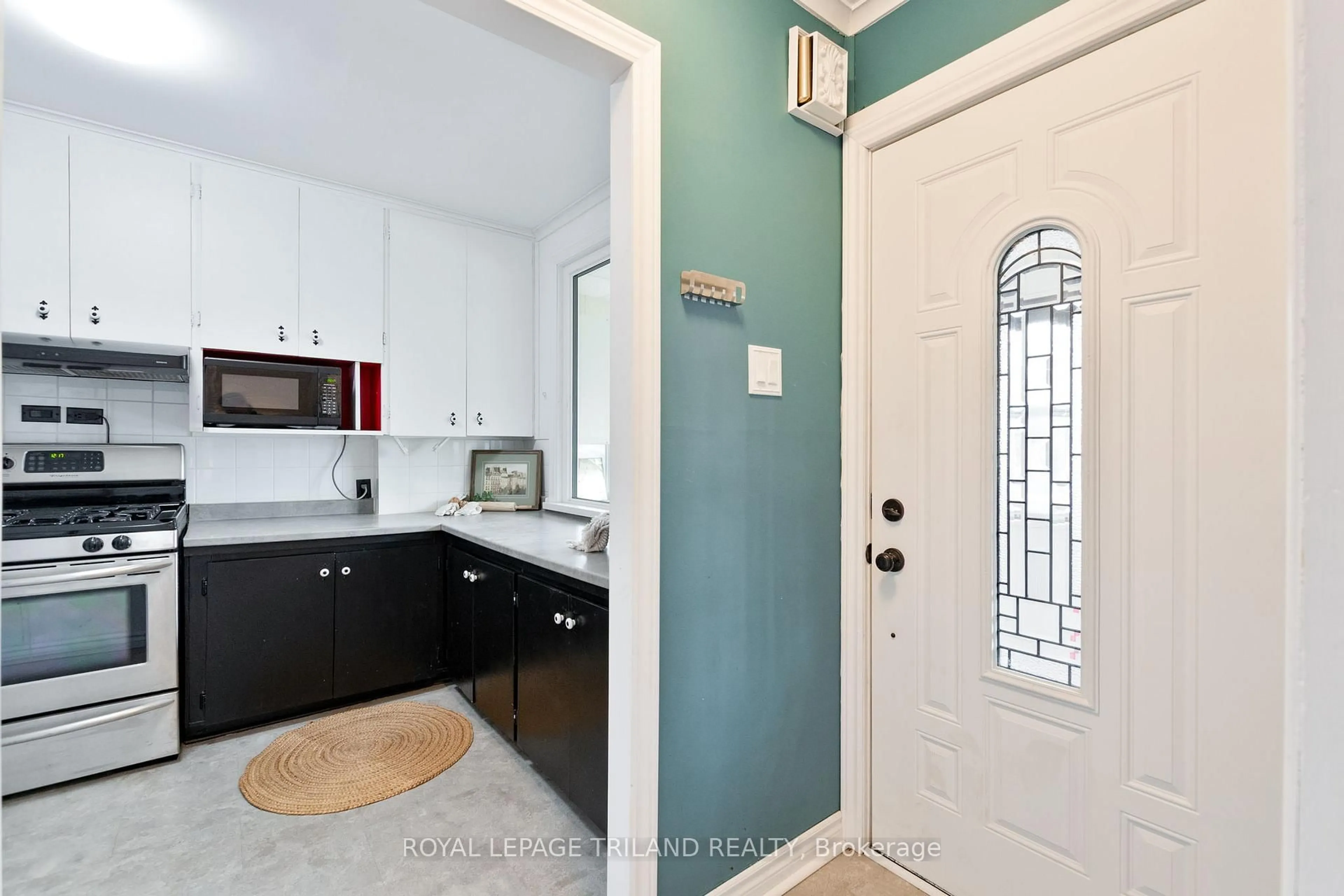 Unknown for 95 Albion St, London North Ontario N6H 1Z1