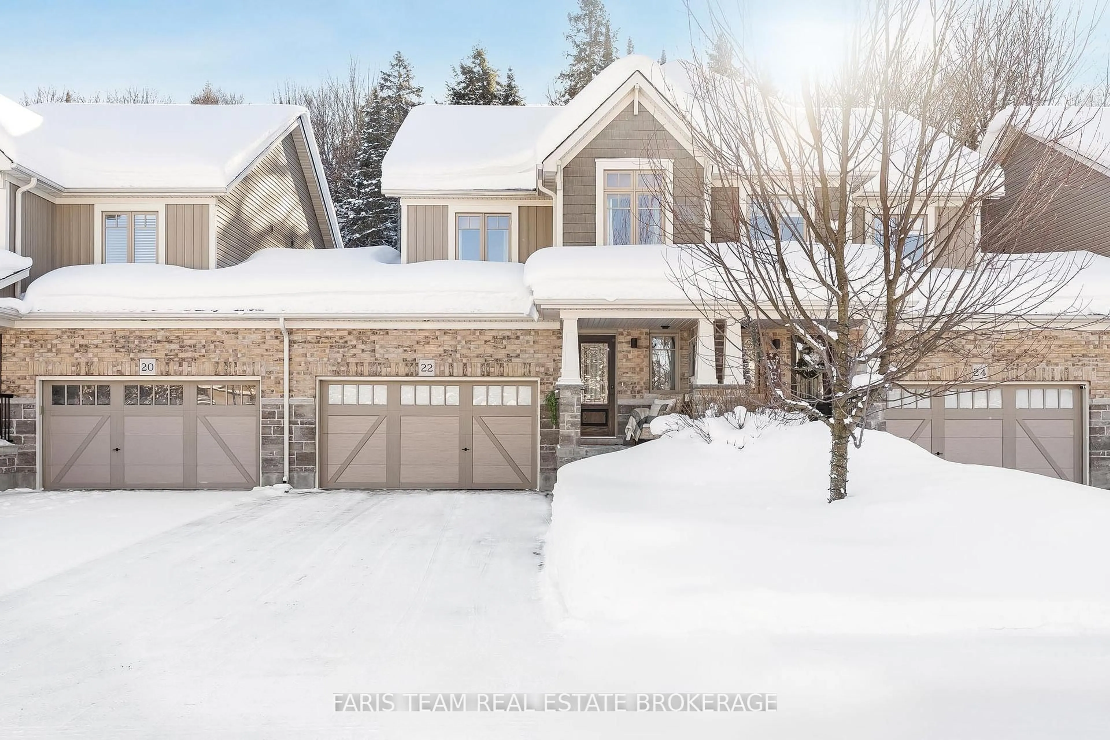 Unknown for 22 Spalding Cres, Huntsville Ontario P1H 1C8