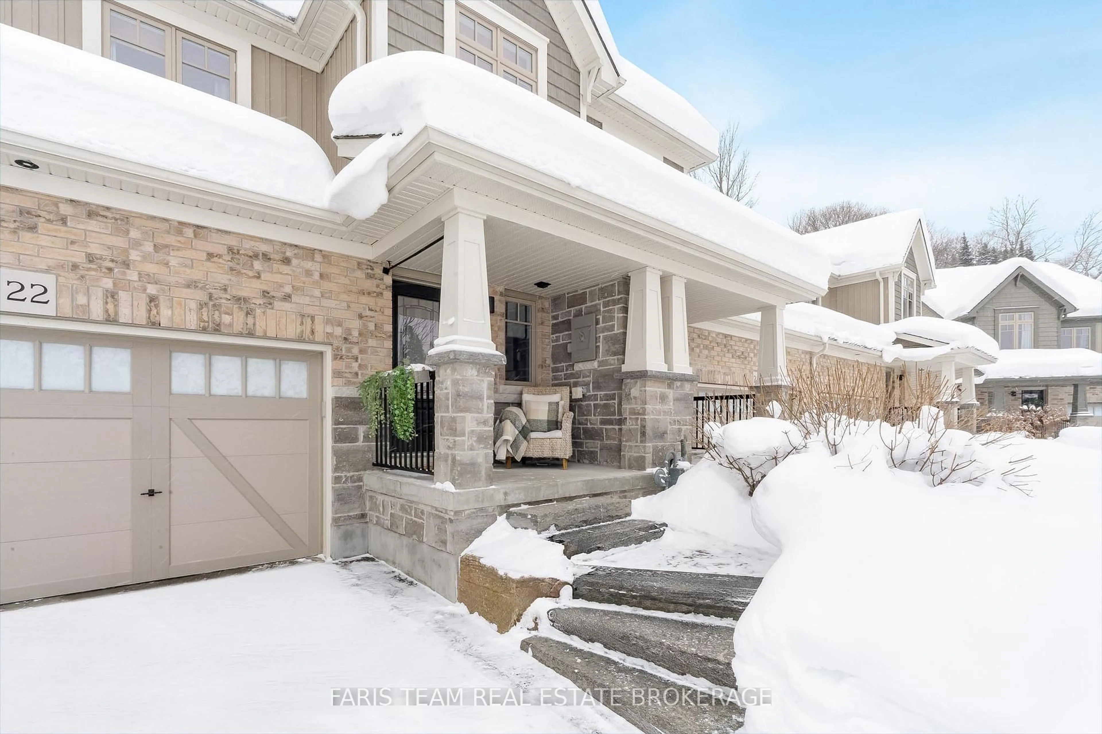 Unknown for 22 Spalding Cres, Huntsville Ontario P1H 1C8