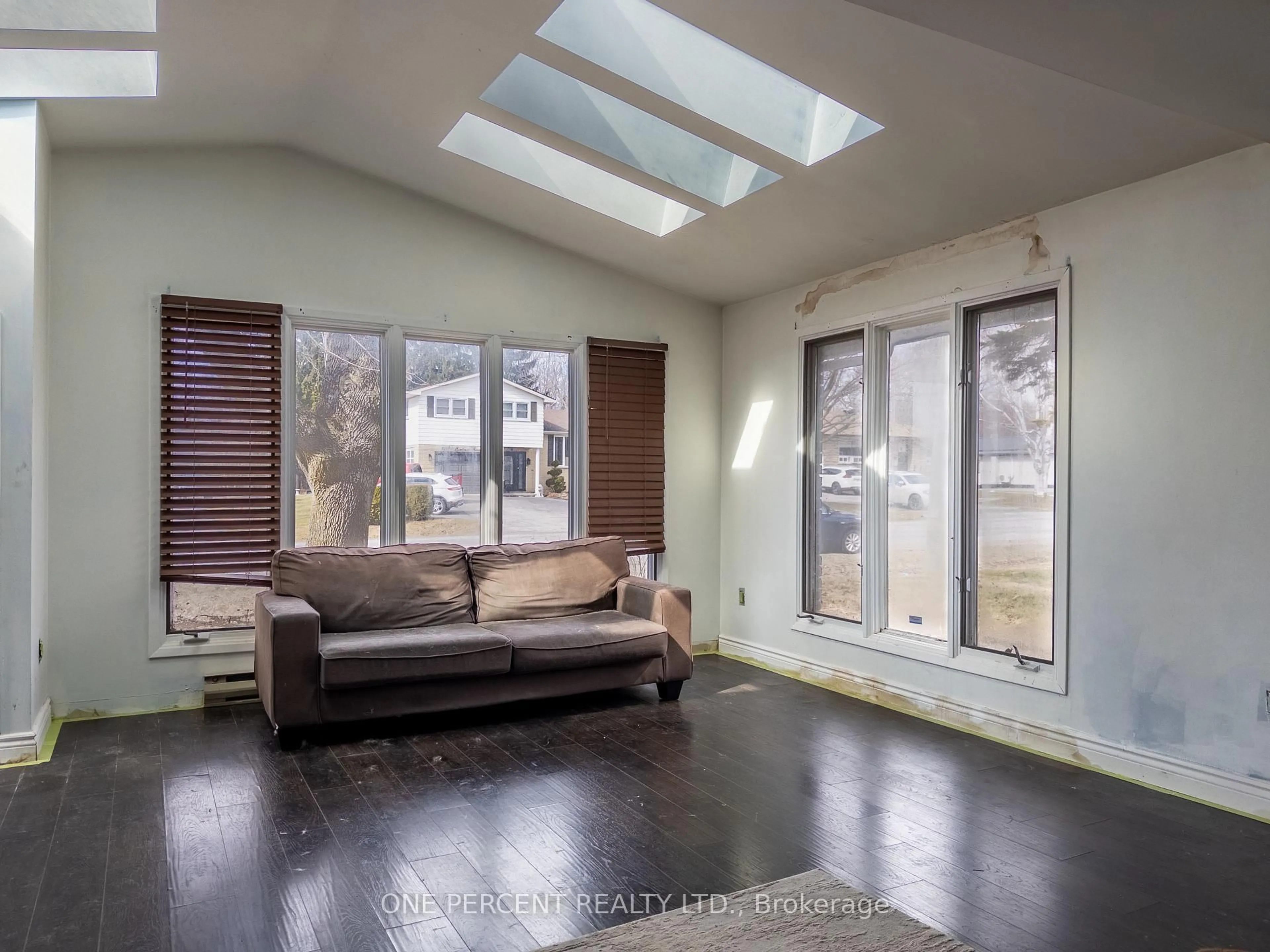 Living room with furniture, unknown for 100 MONTROSE Rd, Quinte West Ontario K8R 1A5