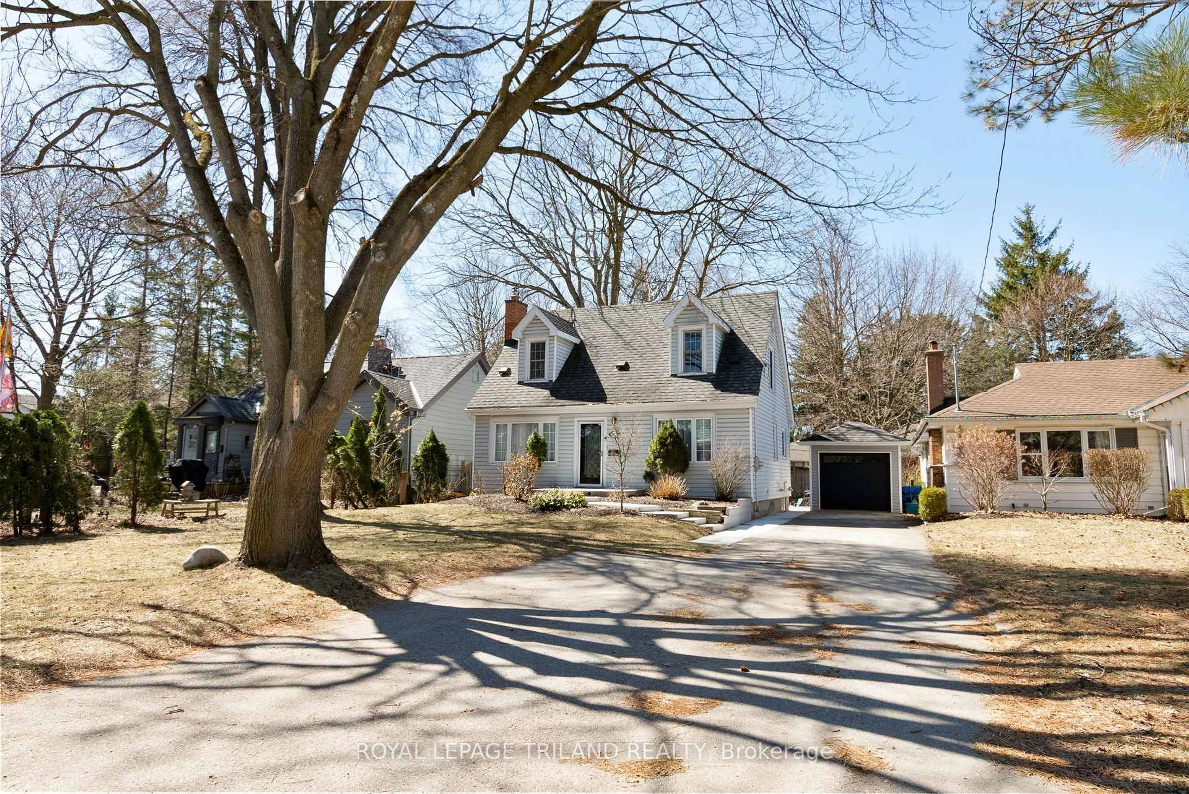 Home with brick exterior material, street for 417 BYRON Blvd, London South Ontario N6K 2L6