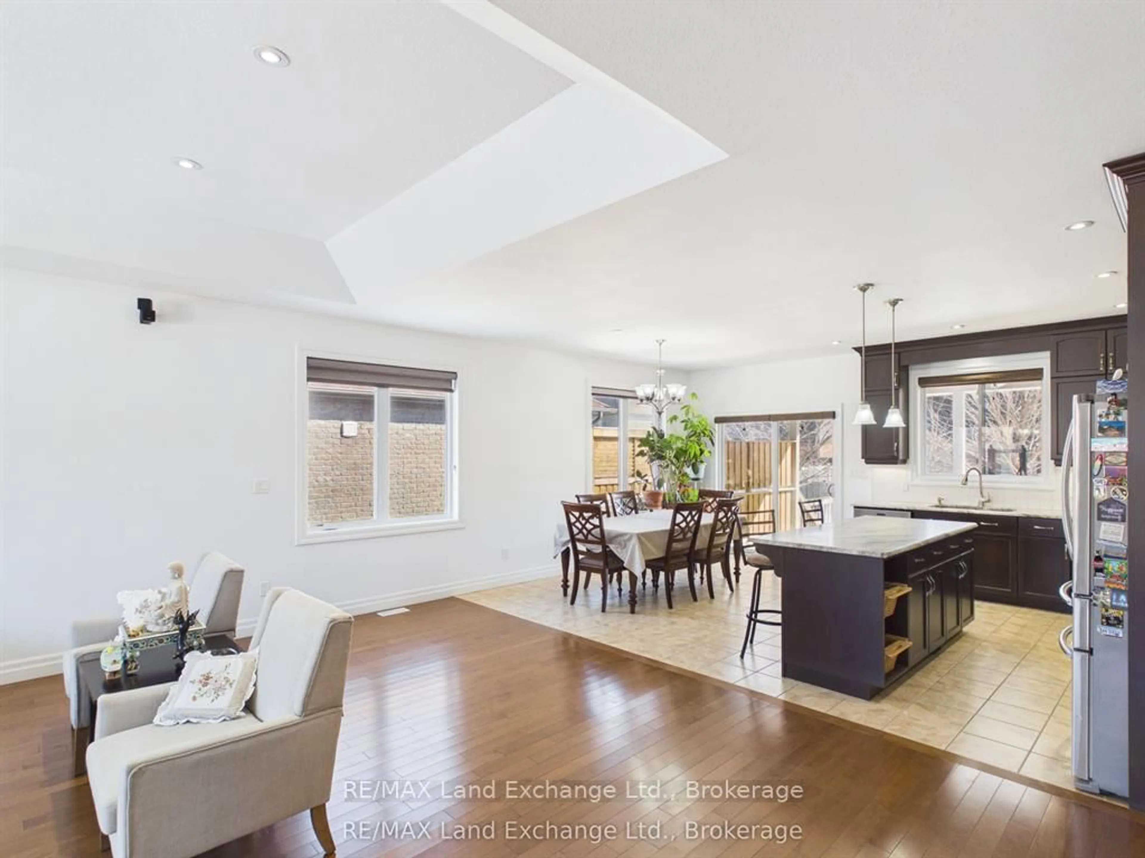 Open concept kitchen, unknown for 231 Park St, Kincardine Ontario N2Z 0A5