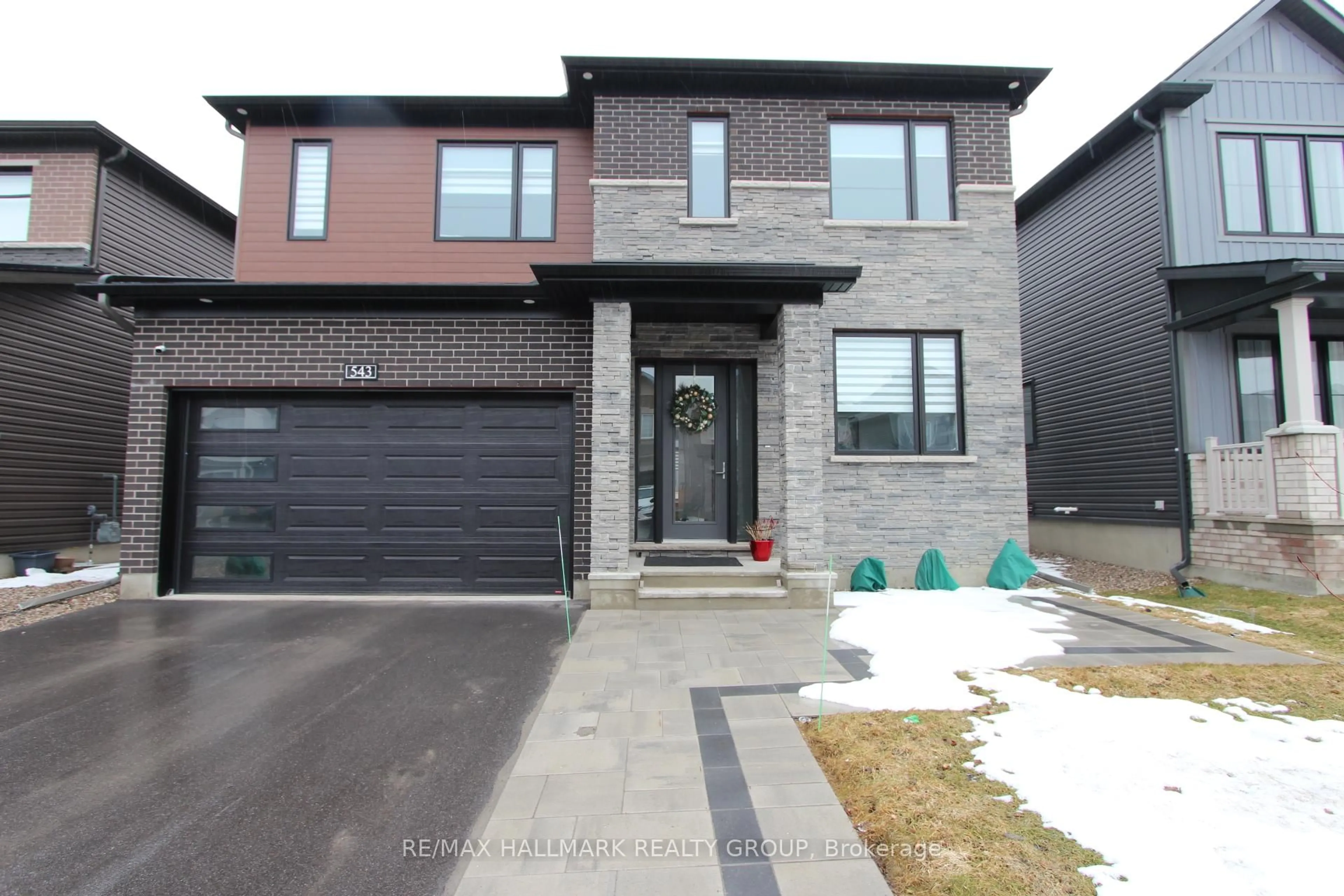 Home with brick exterior material, street for 543 Anchor Circ, Ottawa Ontario K4M 0N4