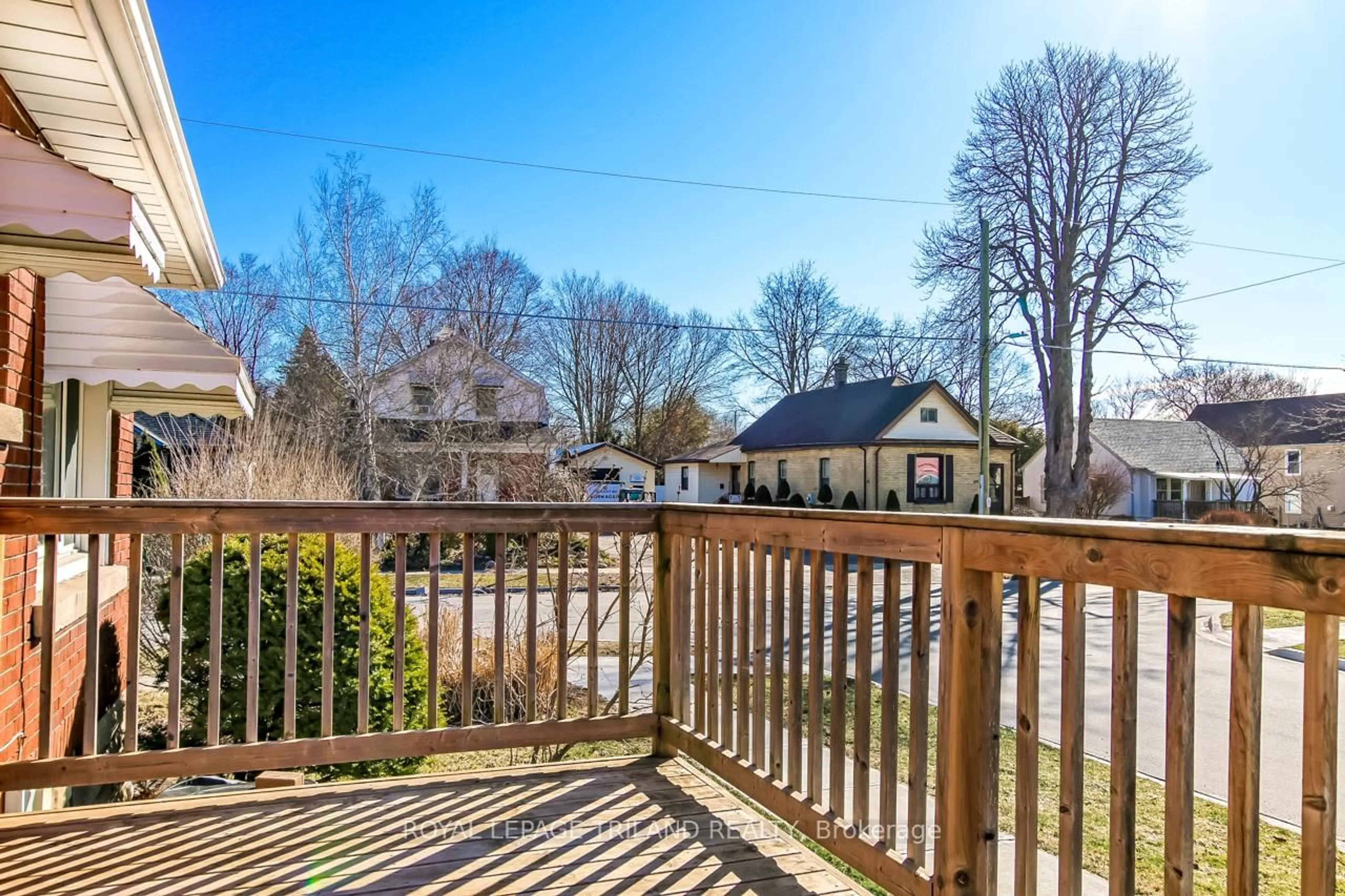 Patio, unknown for 69 Linwood St, London East Ontario N5Y 1W3