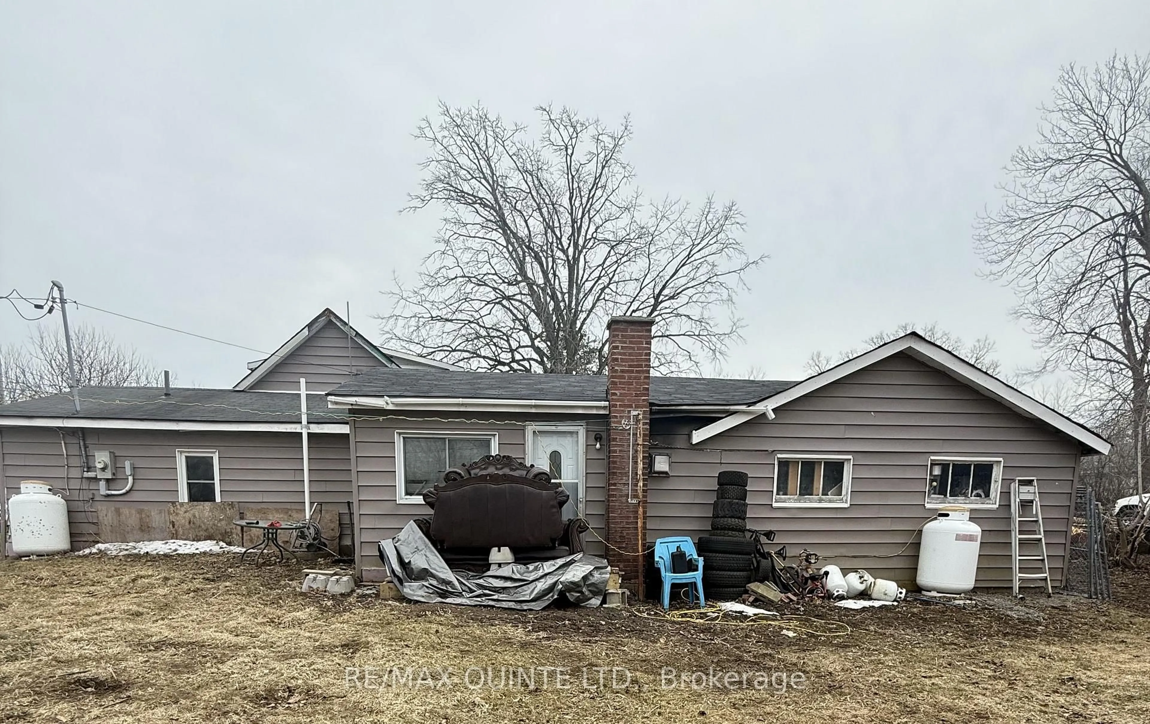 Unknown for 41 Lane Cres, Belleville Ontario K8N 4Z4