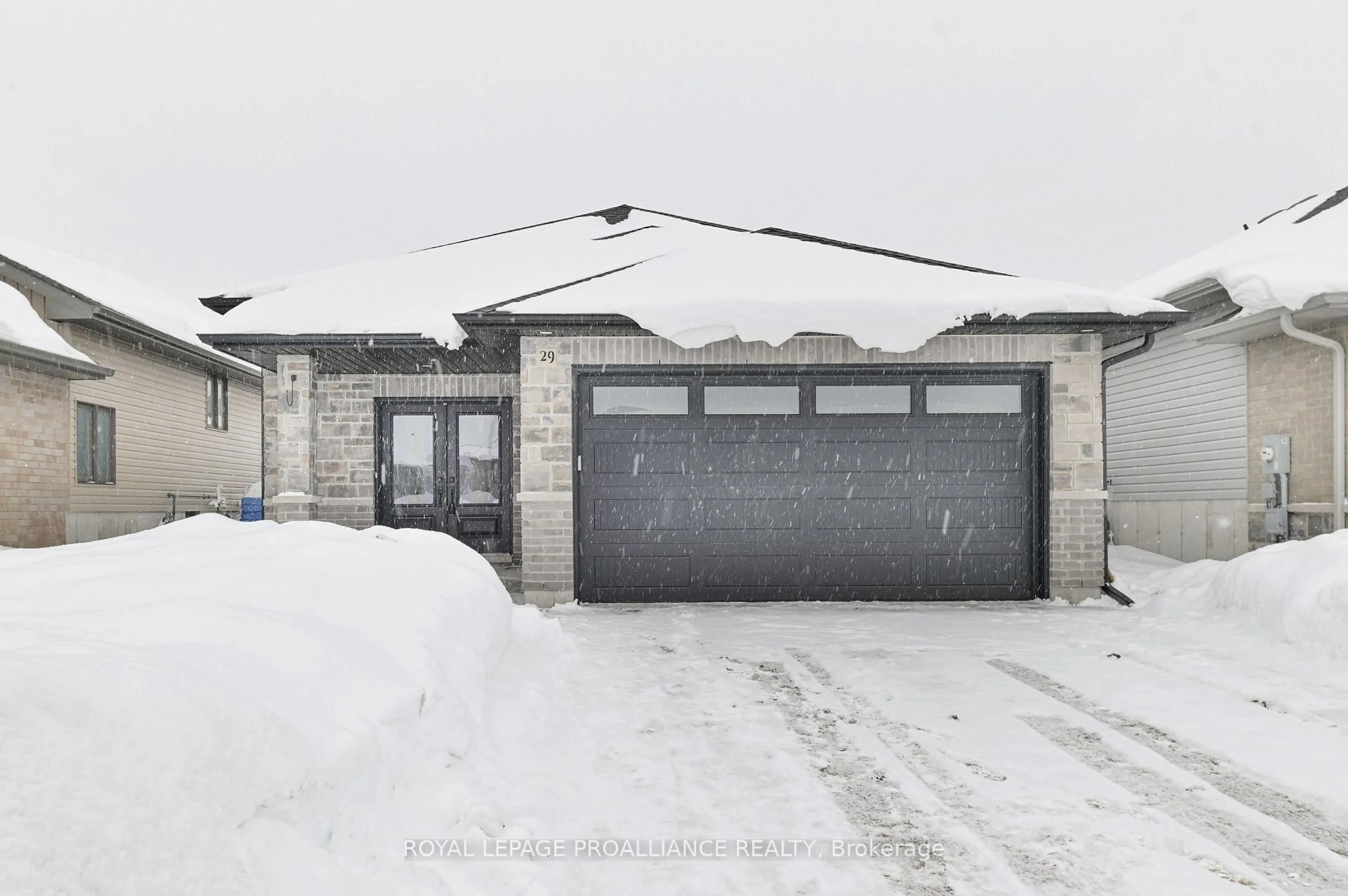 Unknown for 29 Cedar Park Cres, Quinte West Ontario K8V 0J1