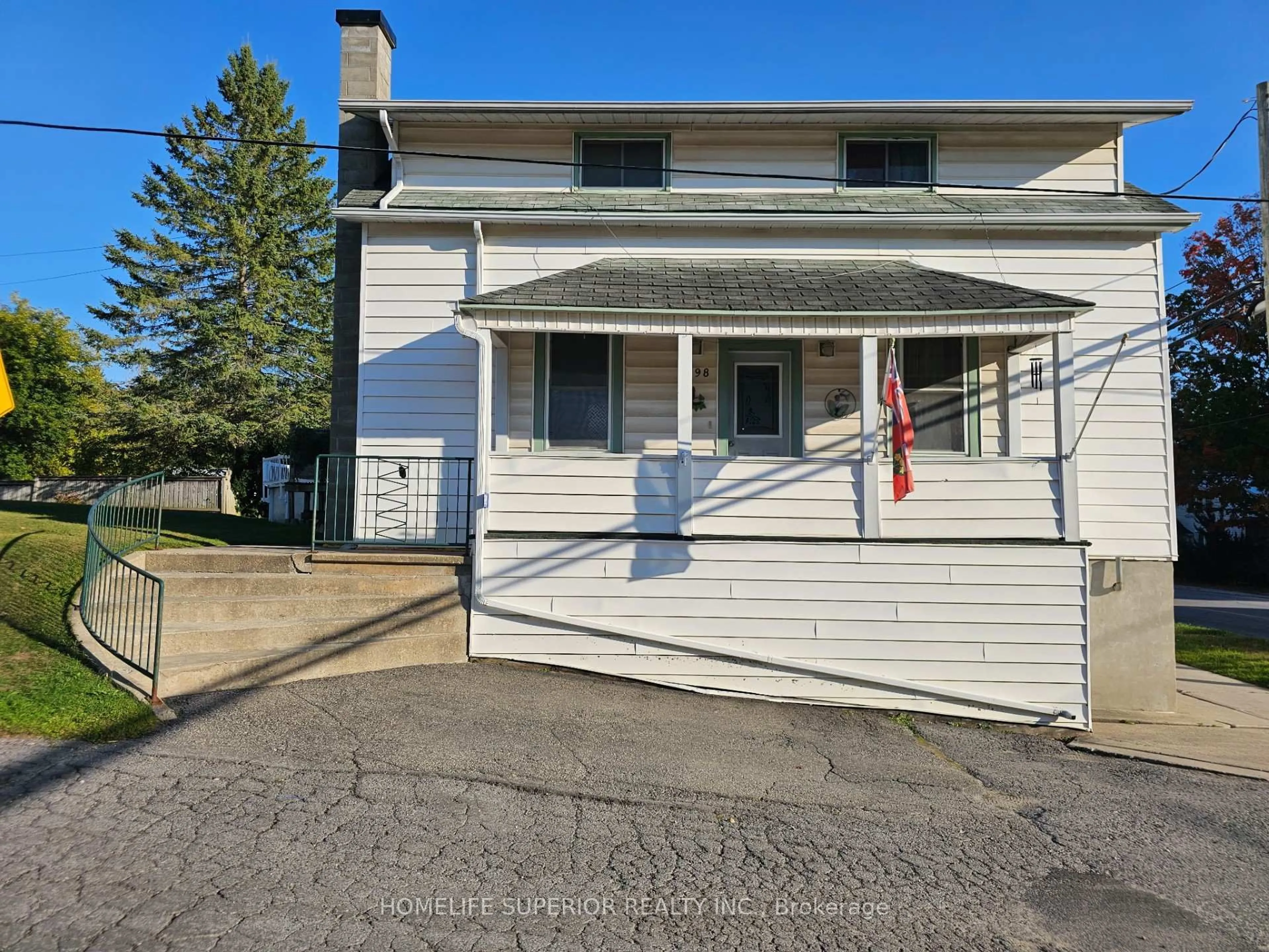 Unknown for 98 Paul Dr, Lanark Ontario K0G 1K0