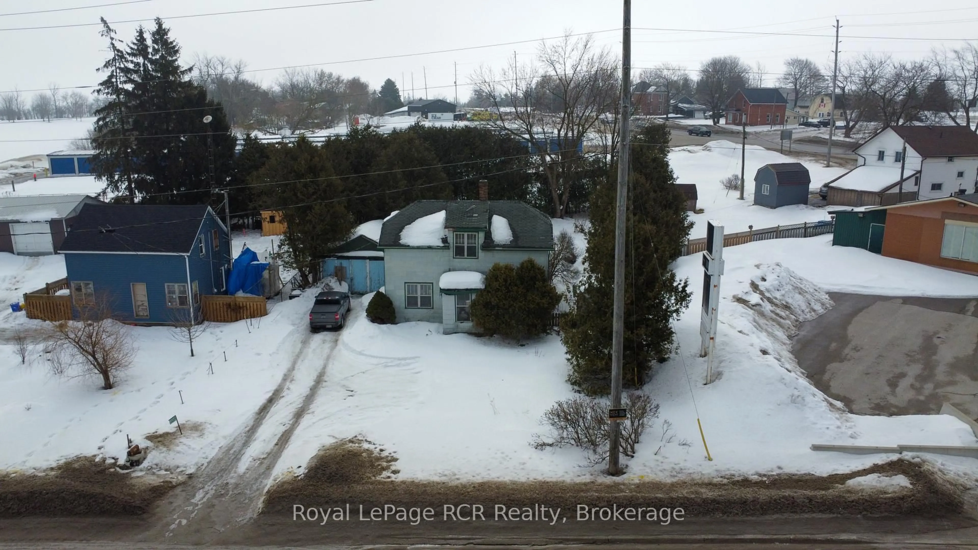 Blurry image for 8005 Wellington County RD 109 Rd, Wellington North Ontario N0G 1A0