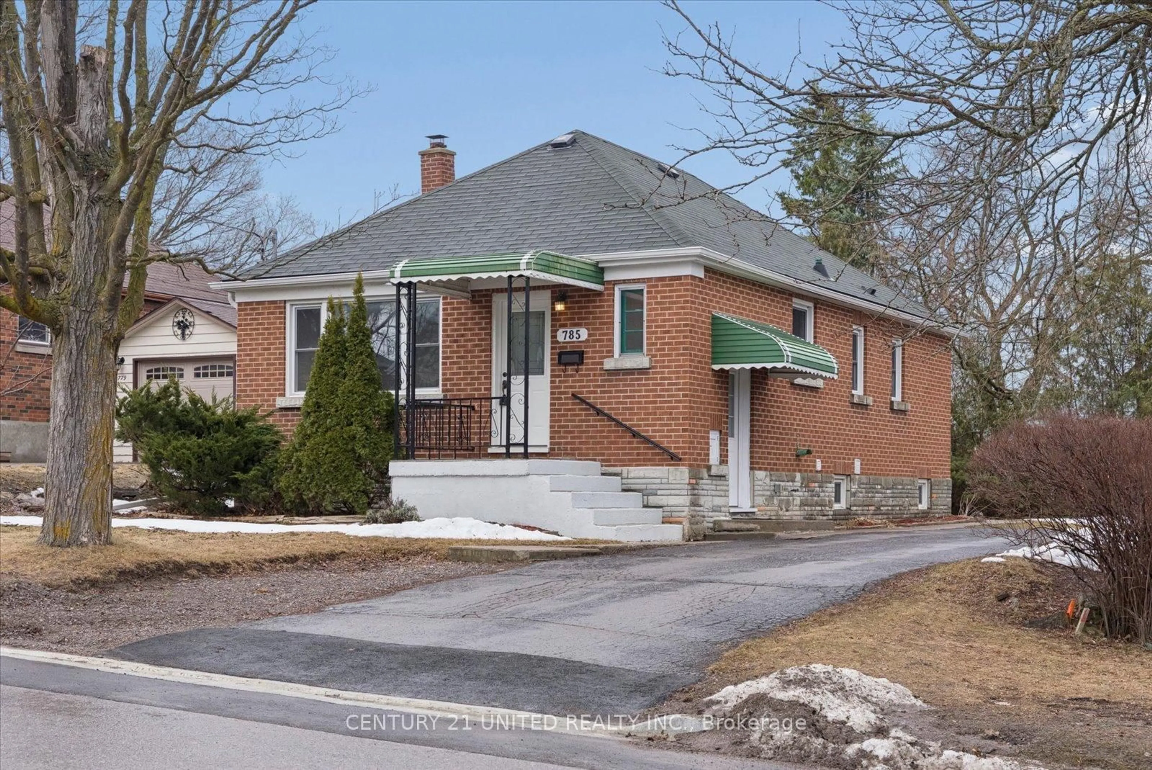 Home with brick exterior material, street for 785 Brunswick Ave, Peterborough Ontario K9J 4N8