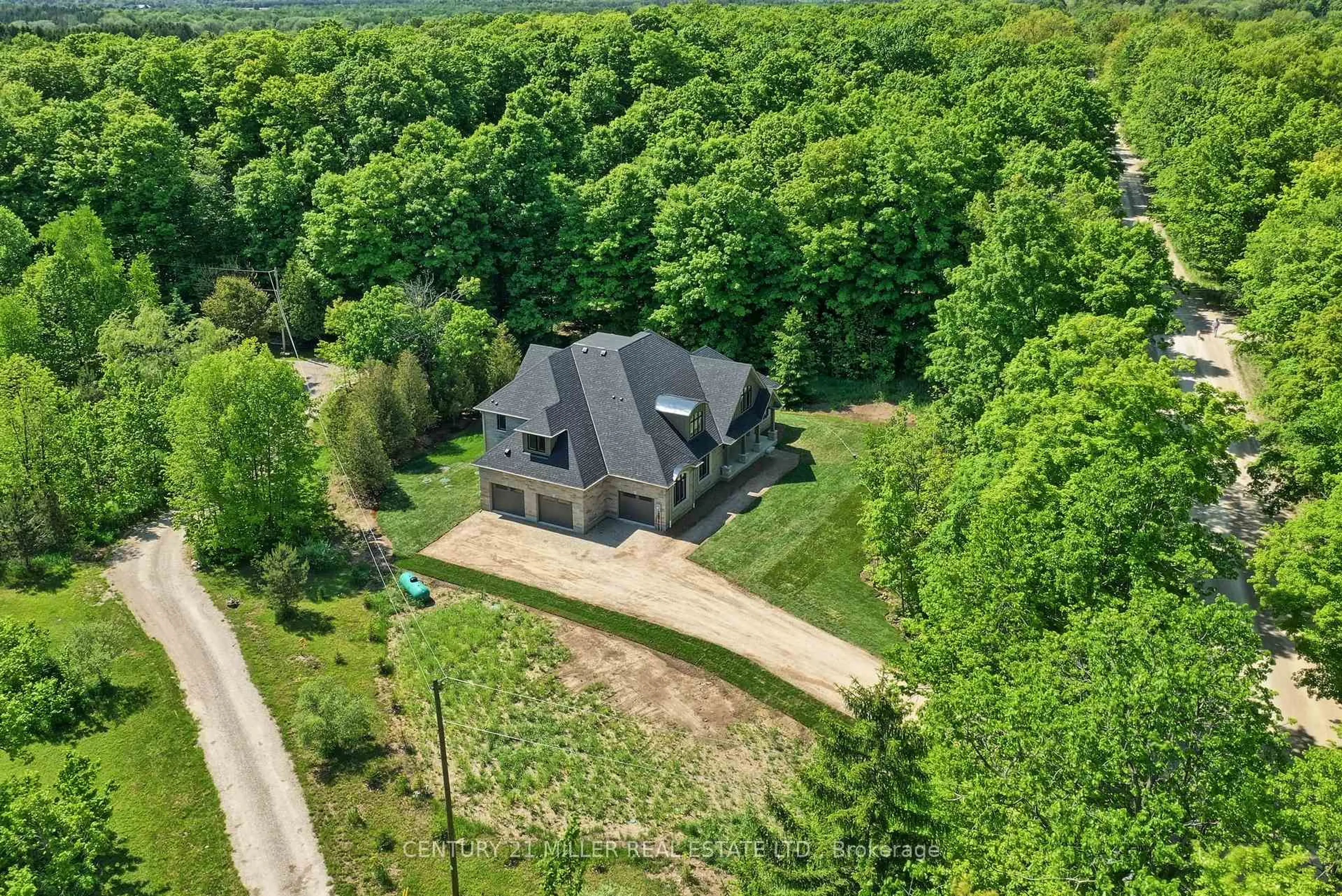 A pic from outside/outdoor area/front of a property/back of a property/a pic from drone, forest/trees view for 4512 Concession 11 Rd, Puslinch Ontario N0B 2J0