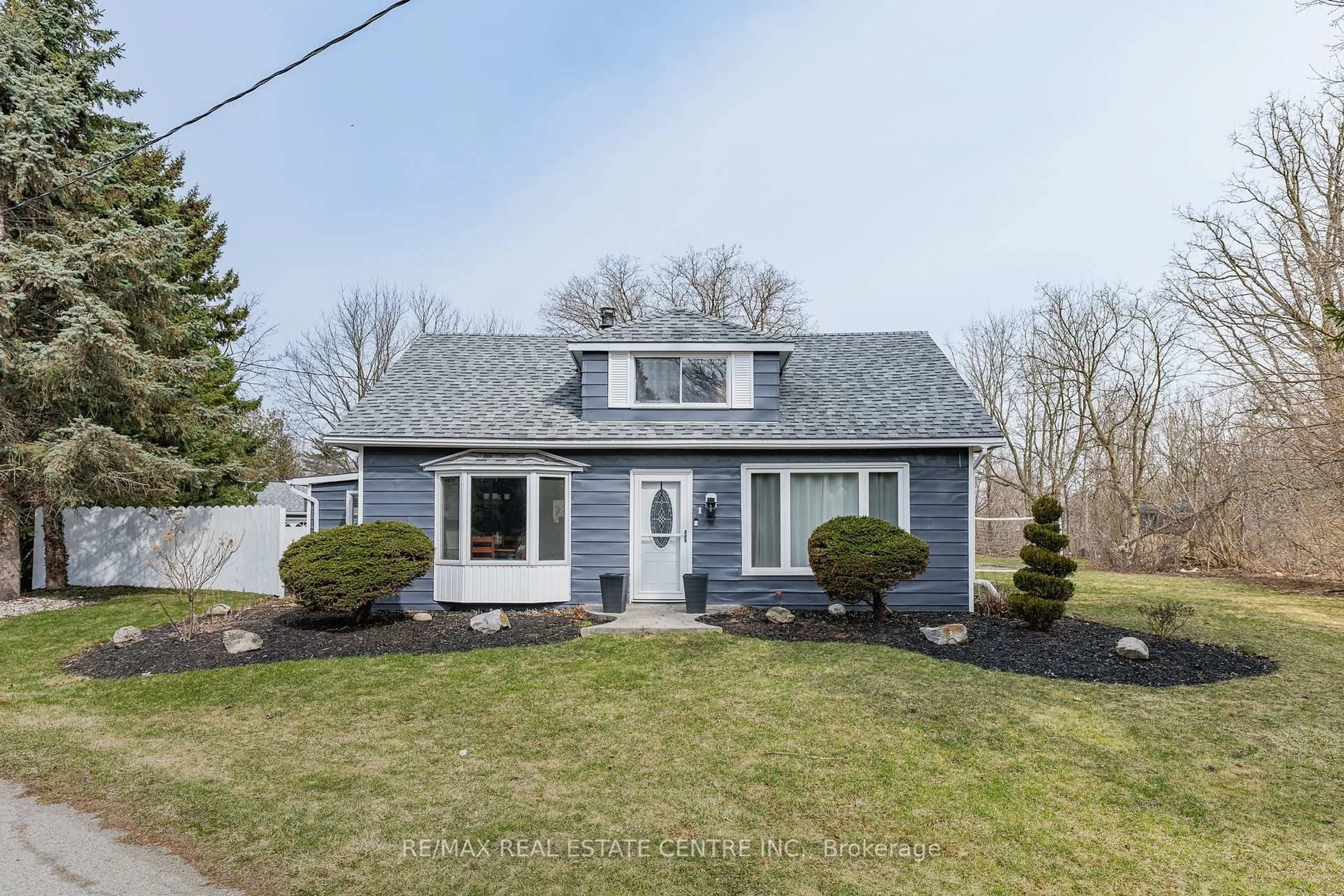 Unknown for 1 Hughson St, North Dumfries Ontario N0B 1L0