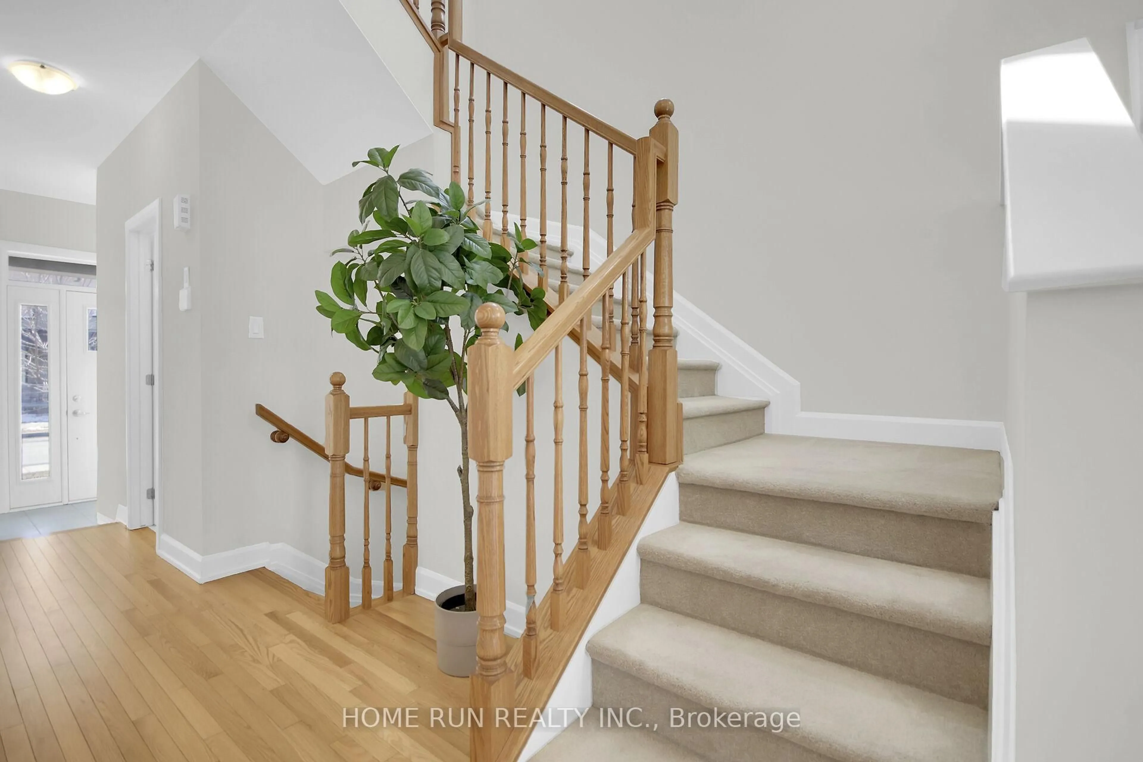 Stairs for 157 Bending Way, Ottawa Ontario K2J 6N9