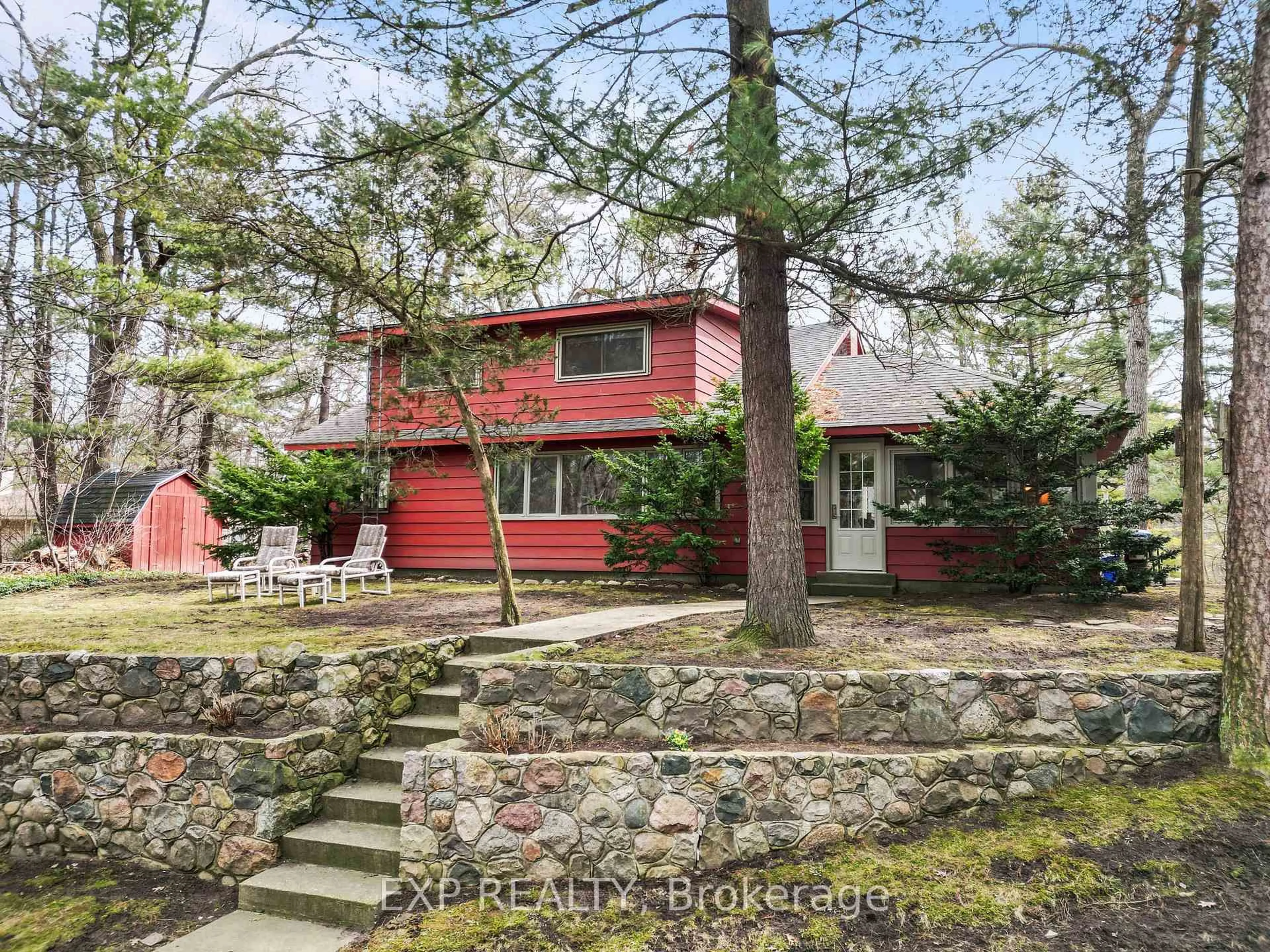 Home with brick exterior material, street for 9 Summit Ave, South Huron Ontario N0M 1T0