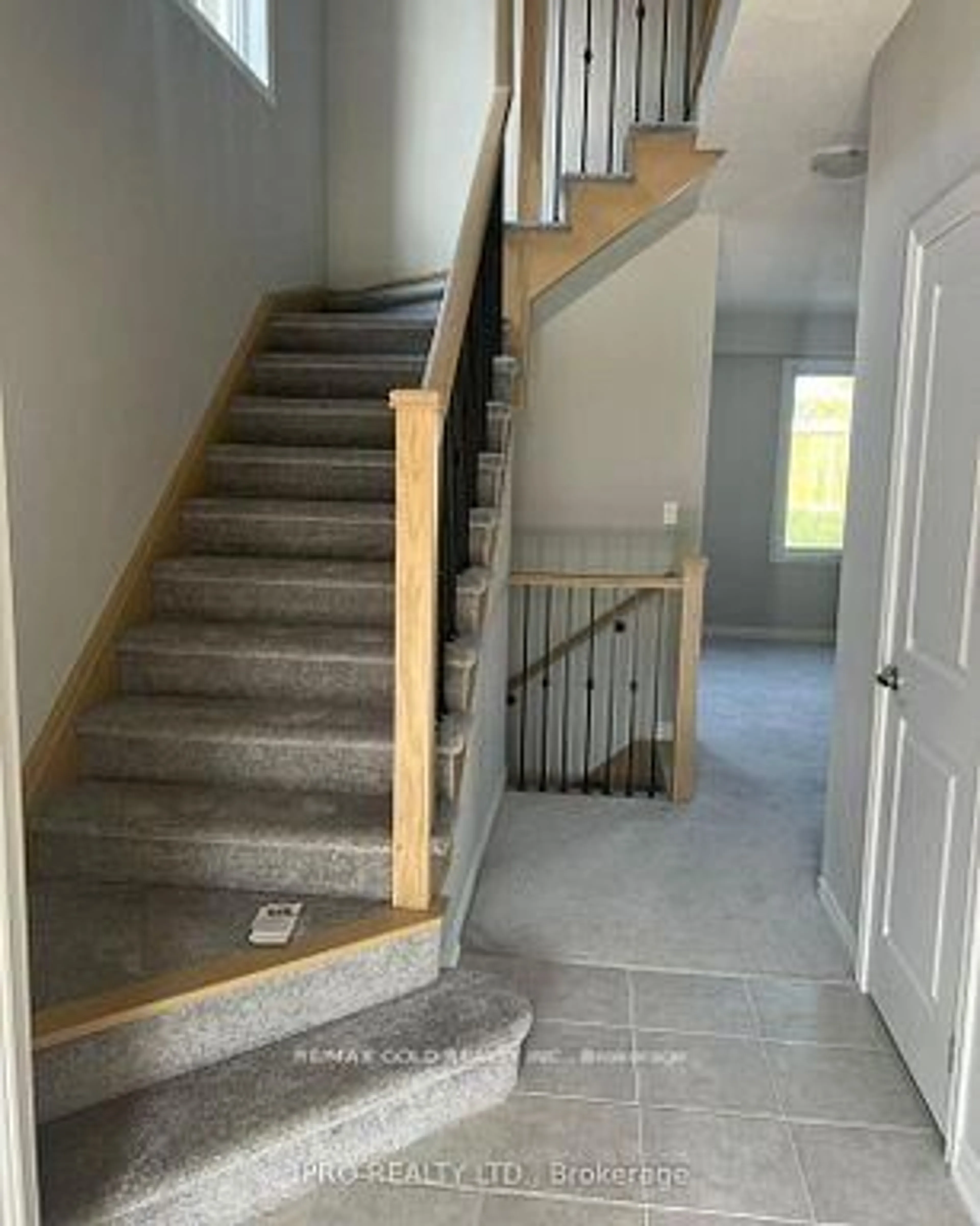 Stairs for 83 Pinot Cres, Hamilton Ontario L8E 0J9