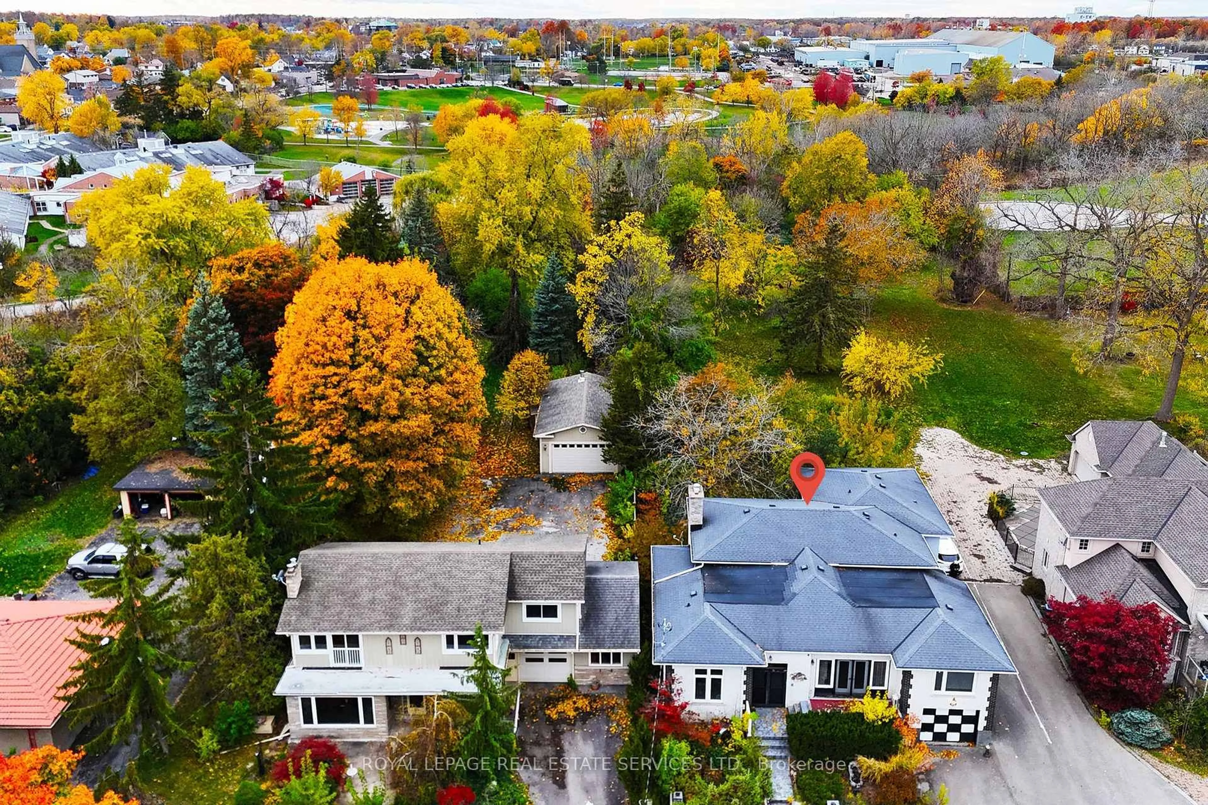 A pic from outside/outdoor area/front of a property/back of a property/a pic from drone, water/lake/river/ocean view for 415 Niagara Blvd, Fort Erie Ontario L2A 3H2