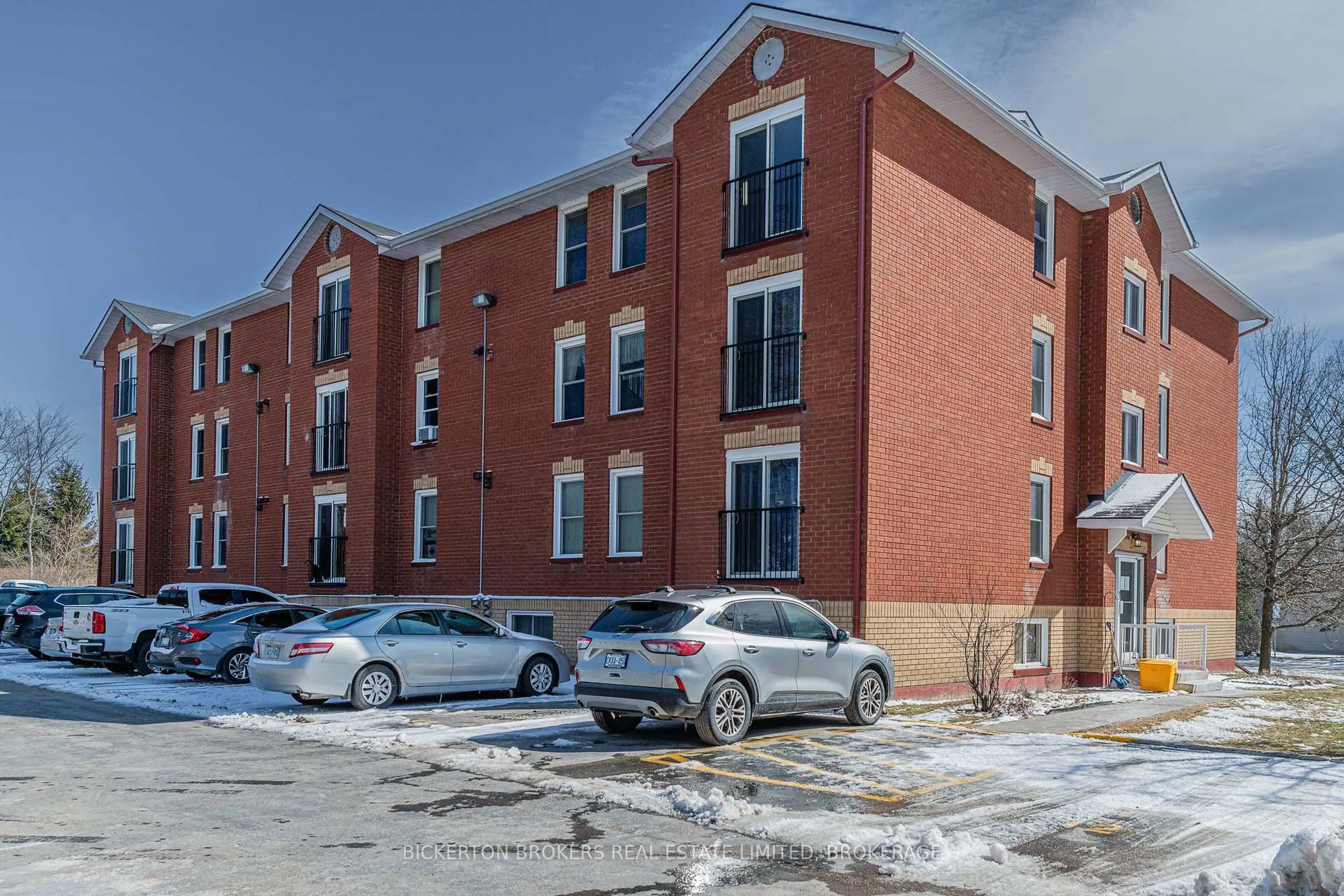 Unknown for 540 Talbot Pl #102, Gananoque Ontario K7G 3C6