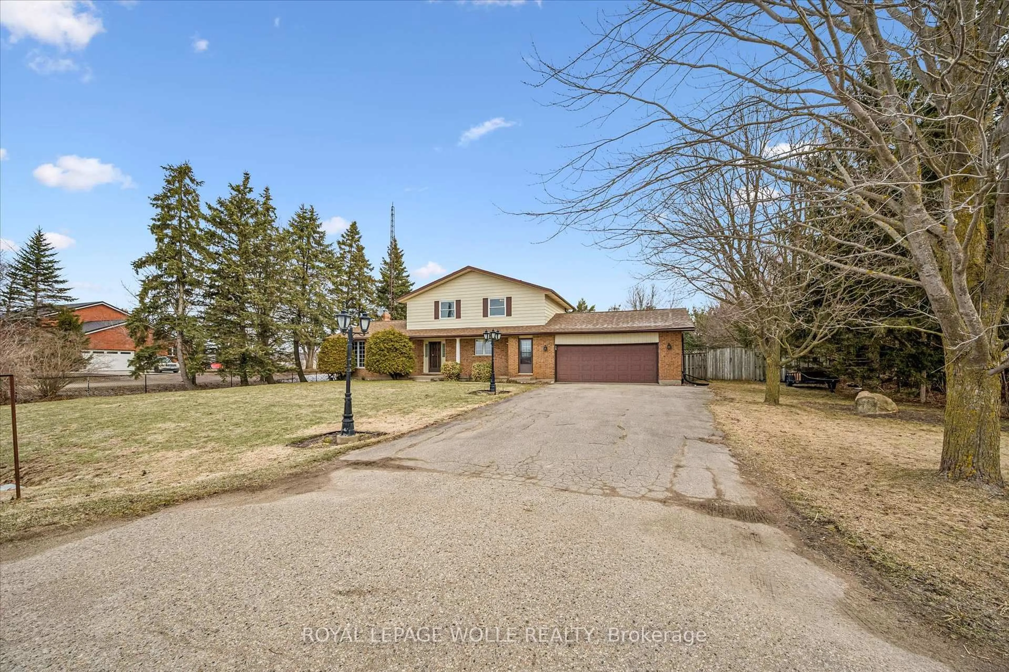 A pic from outside/outdoor area/front of a property/back of a property/a pic from drone, street for 4225 Weimar Line, Wellesley Ontario N0B 2T0