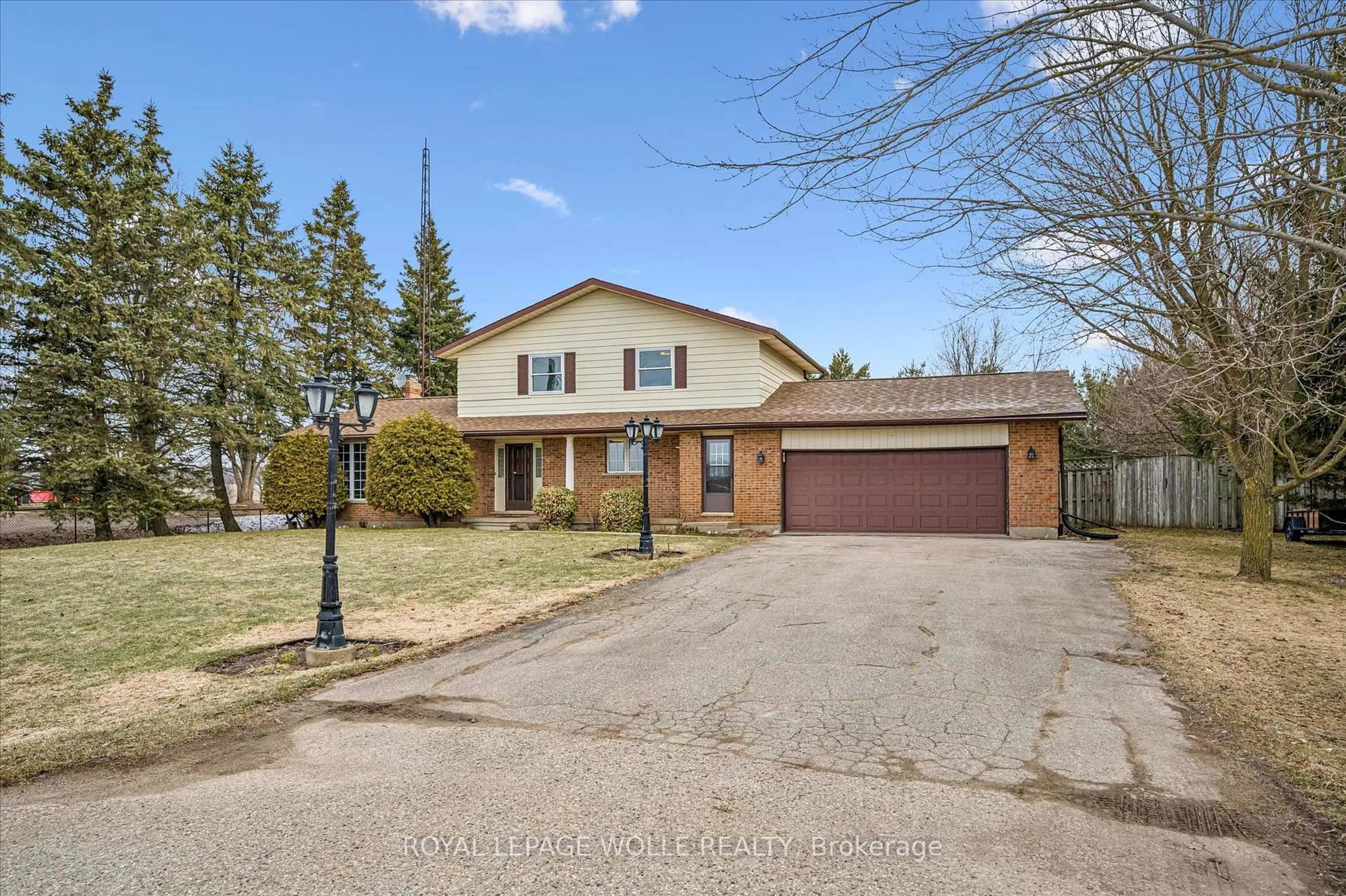 A pic from outside/outdoor area/front of a property/back of a property/a pic from drone, street for 4225 Weimar Line, Wellesley Ontario N0B 2T0