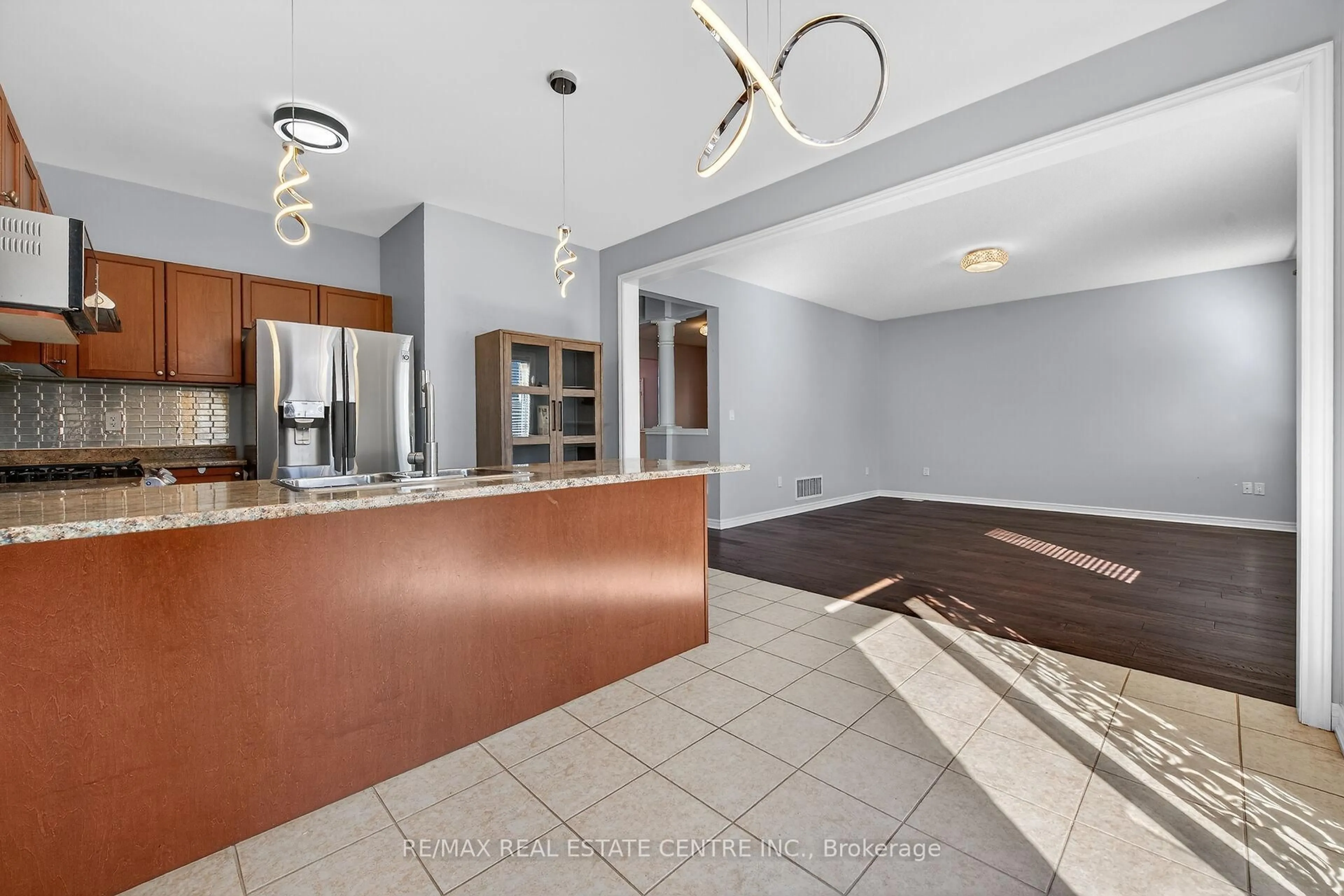 Unknown for 244 Raymond Rd, Hamilton Ontario L9K 0H5