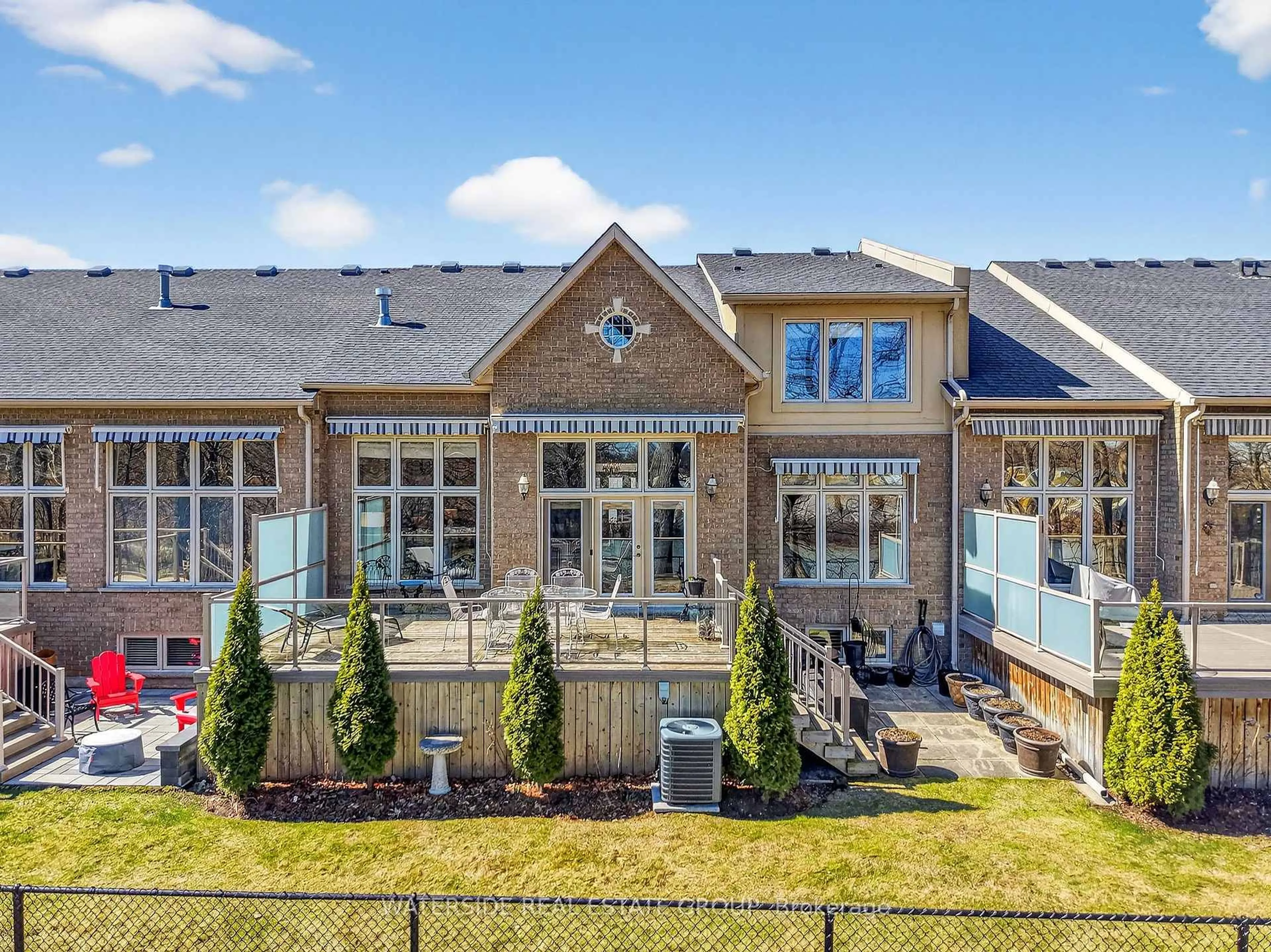 Home with brick exterior material, mountain view for 35 Scullers Way #2, St. Catharines Ontario L2N 7S9