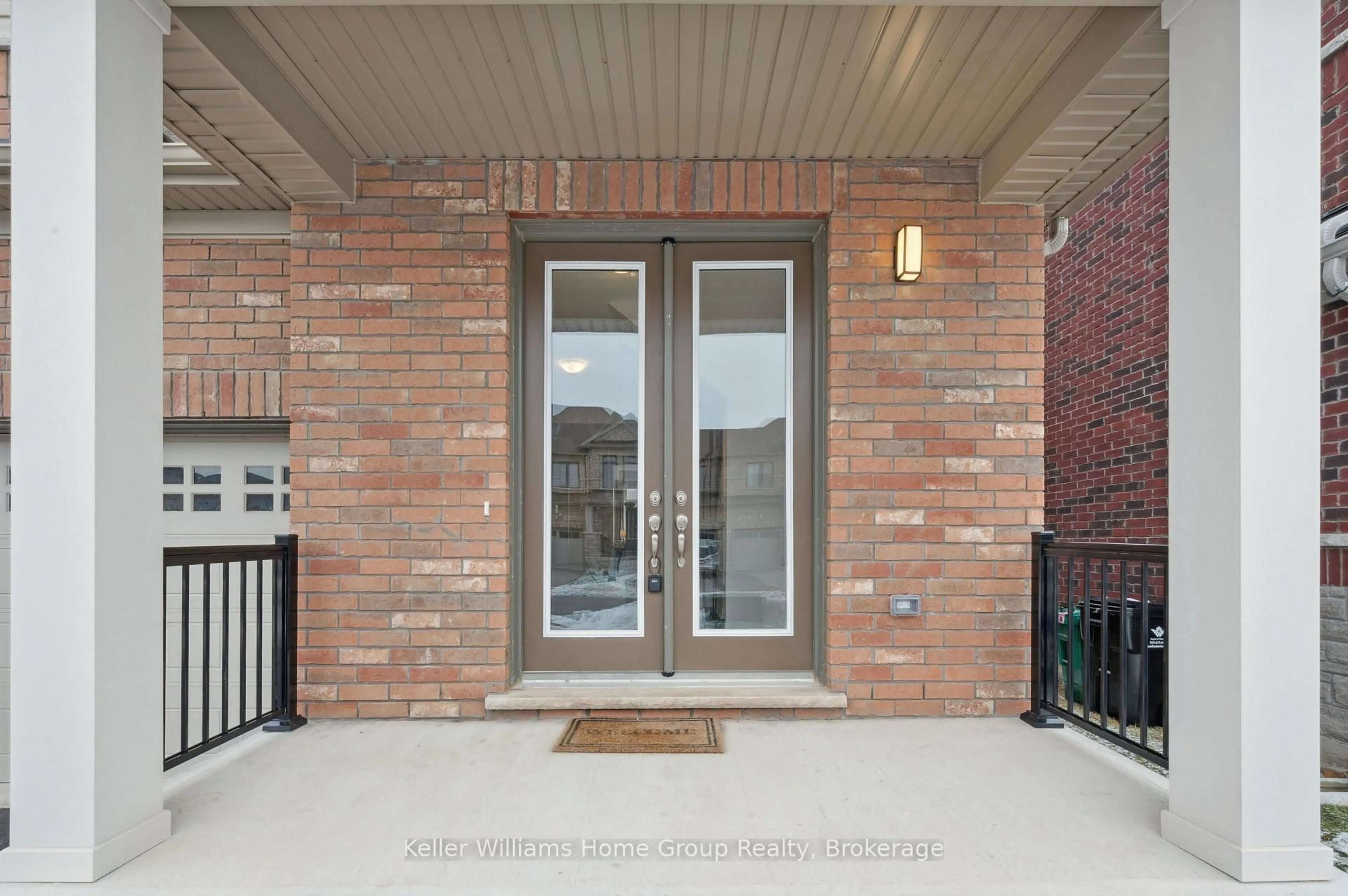 Indoor entryway for 445 Robert Woolner St, North Dumfries Ontario N0B 1E0