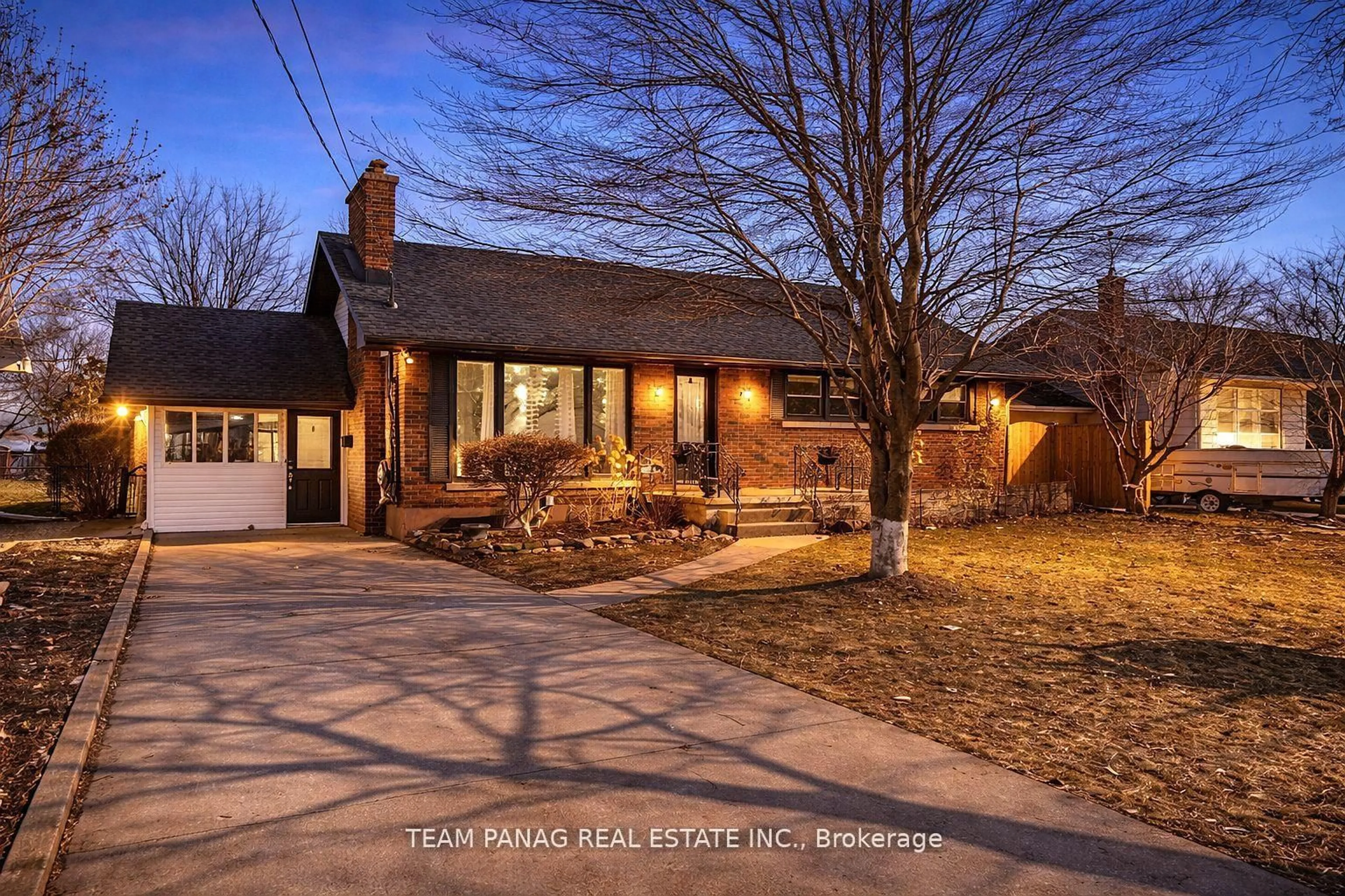 Home with brick exterior material, street for 24 Brisbane Glen, St. Catharines Ontario L2N 3K9