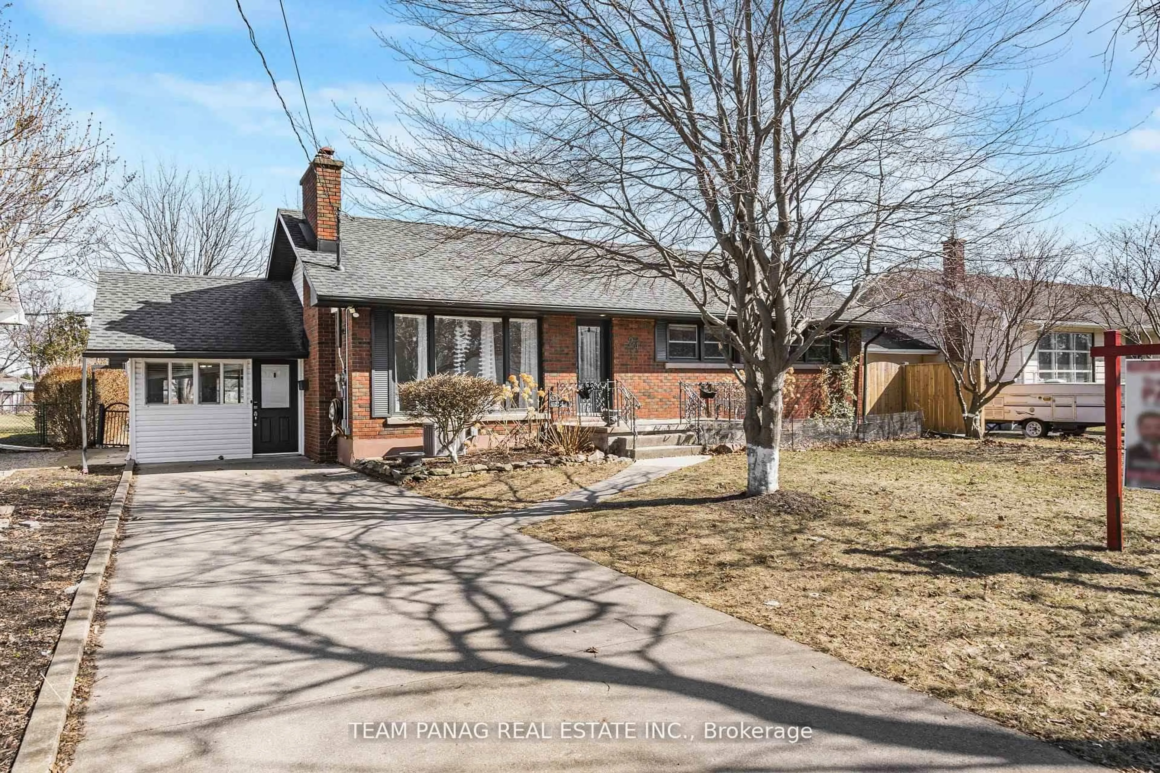 Home with brick exterior material, street for 24 Brisbane Glen, St. Catharines Ontario L2N 3K9