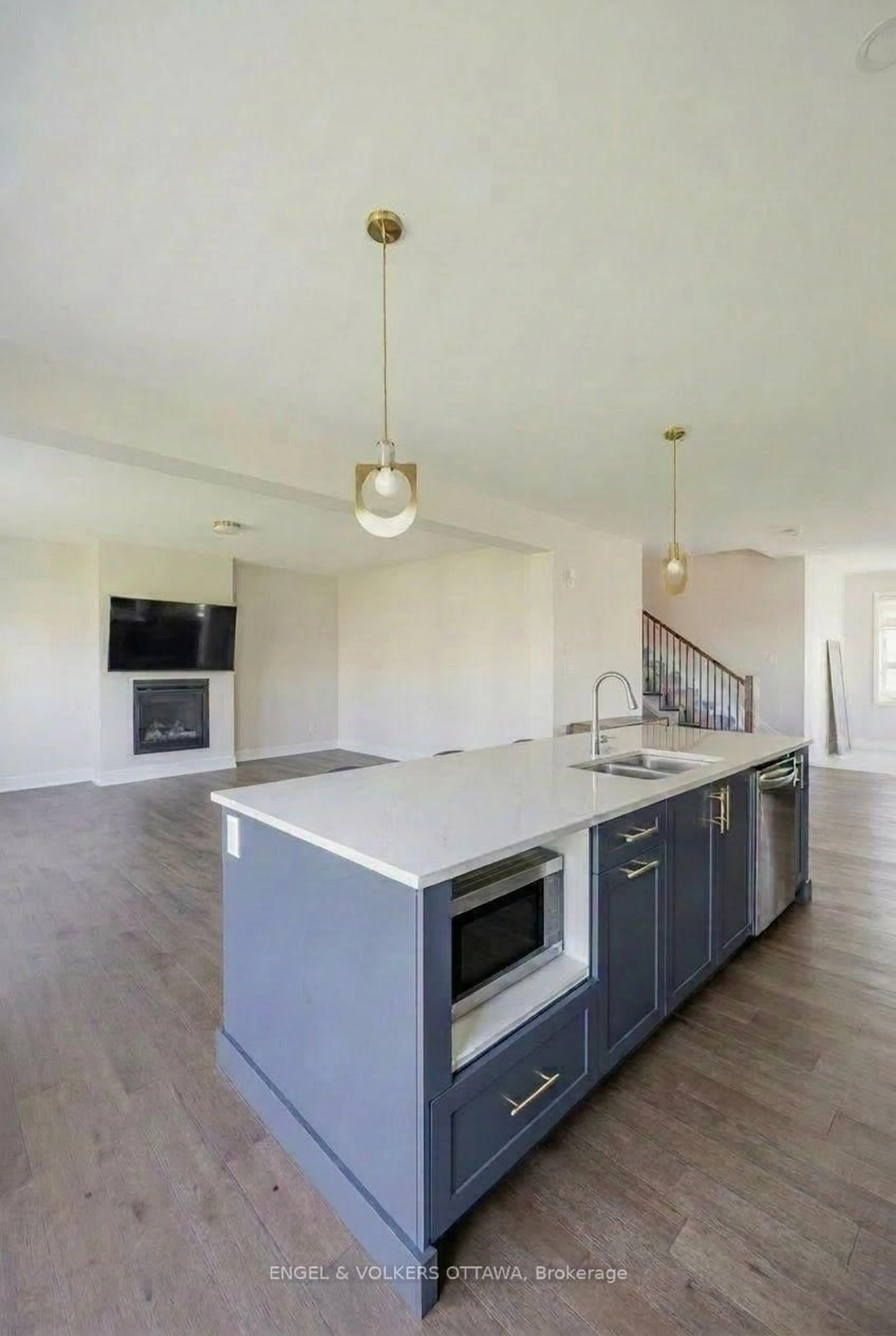 Open concept kitchen, unknown for 660 Terrier Circ, Richmond Ontario K0A 2Z0
