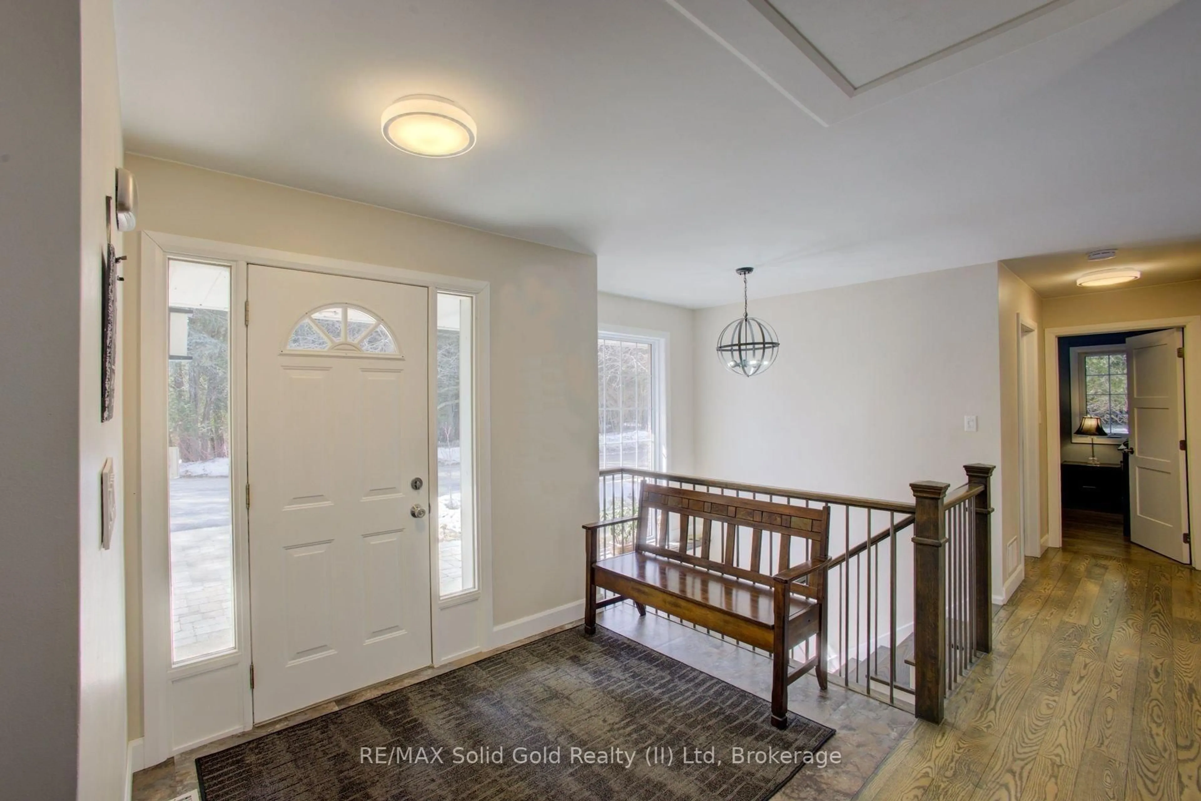 Indoor entryway for 31557 9th Line, East Garafraxa Ontario L9W 6Y9