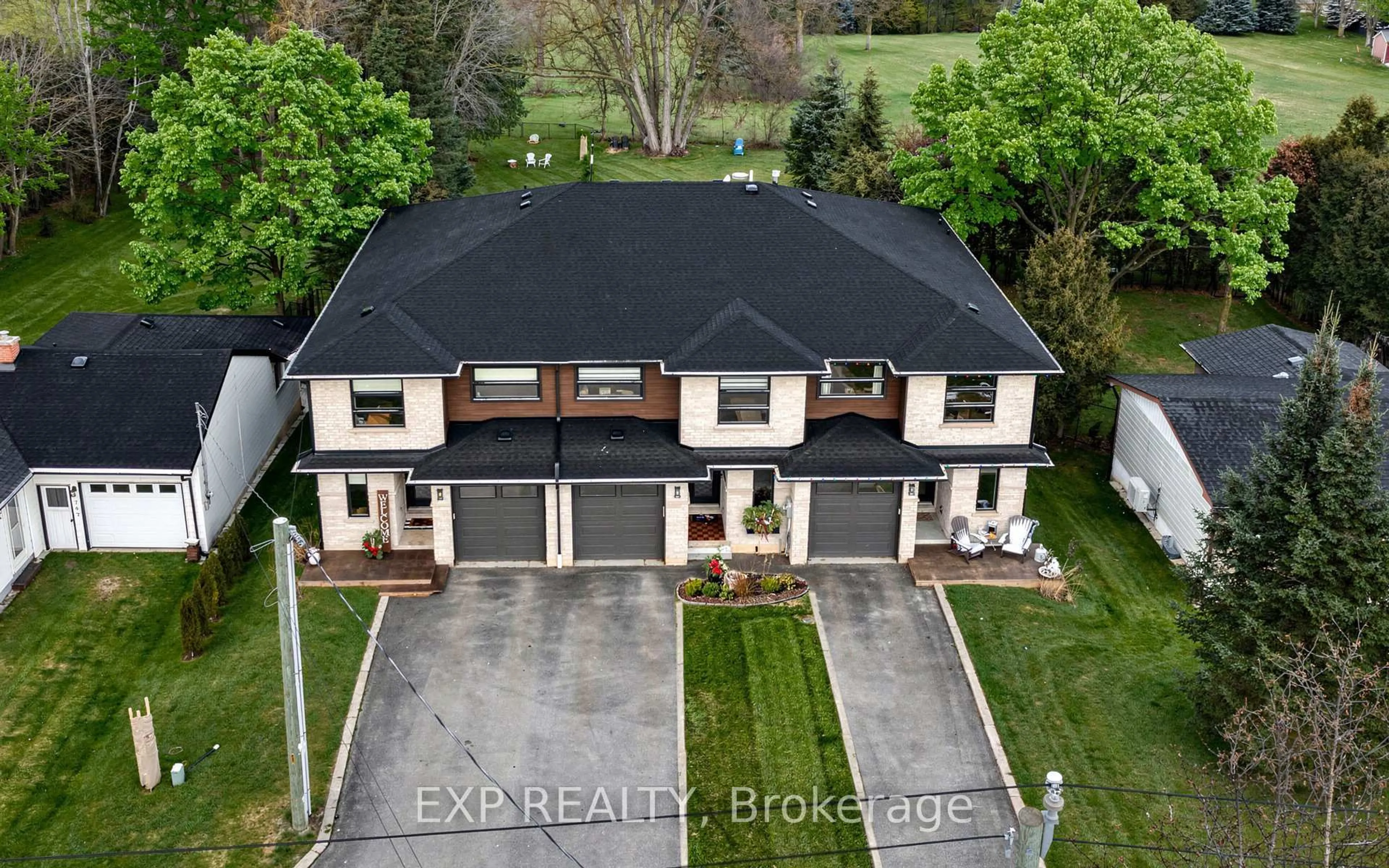 A pic from outside/outdoor area/front of a property/back of a property/a pic from drone, street for 745 WATERLOO St, Wellington North Ontario N0G 2L3